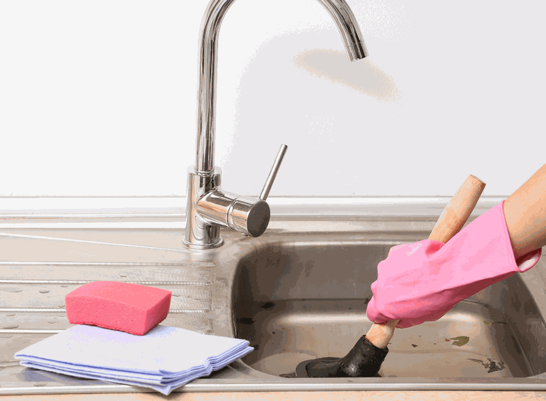 Chiuvetă înfundată – cum să o desfunzi? Vezi soluțiile noastre!
