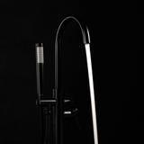 Frei stehende Armatur Rea Lungo Black