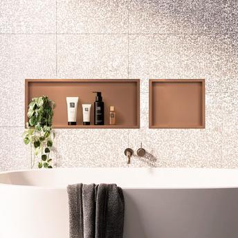 INBYGGD BADRUMSHYLLA 30x60 borstad koppar