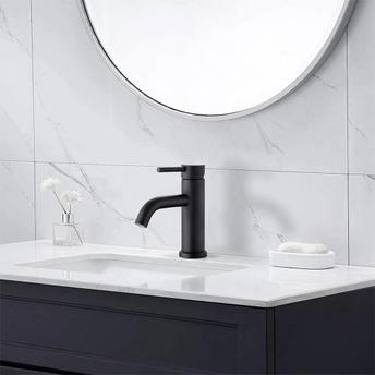 Rea Graf Black Low valamissegisti