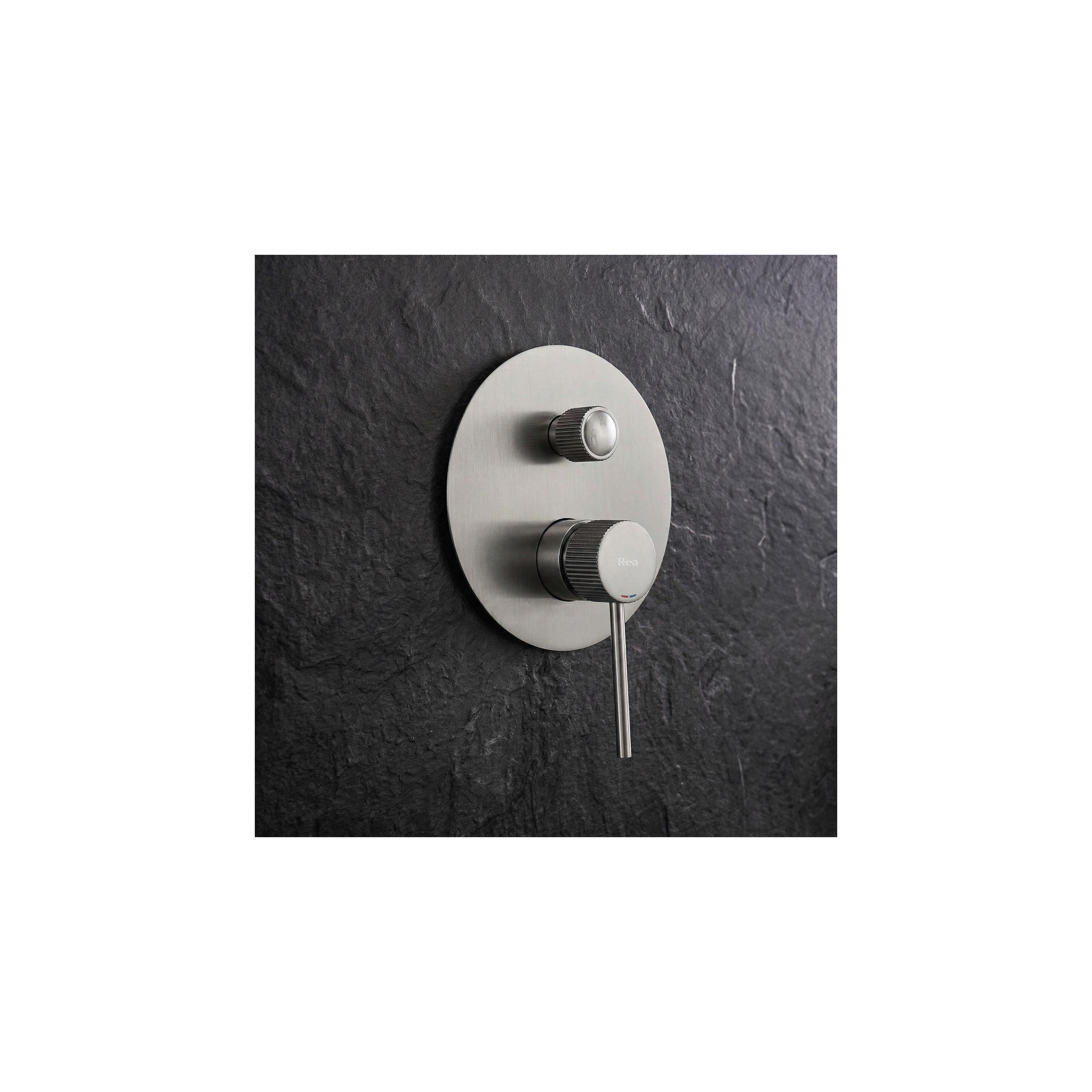 Unterputz Duschset Rea Lungo Stripe Nickel Brush + BOX