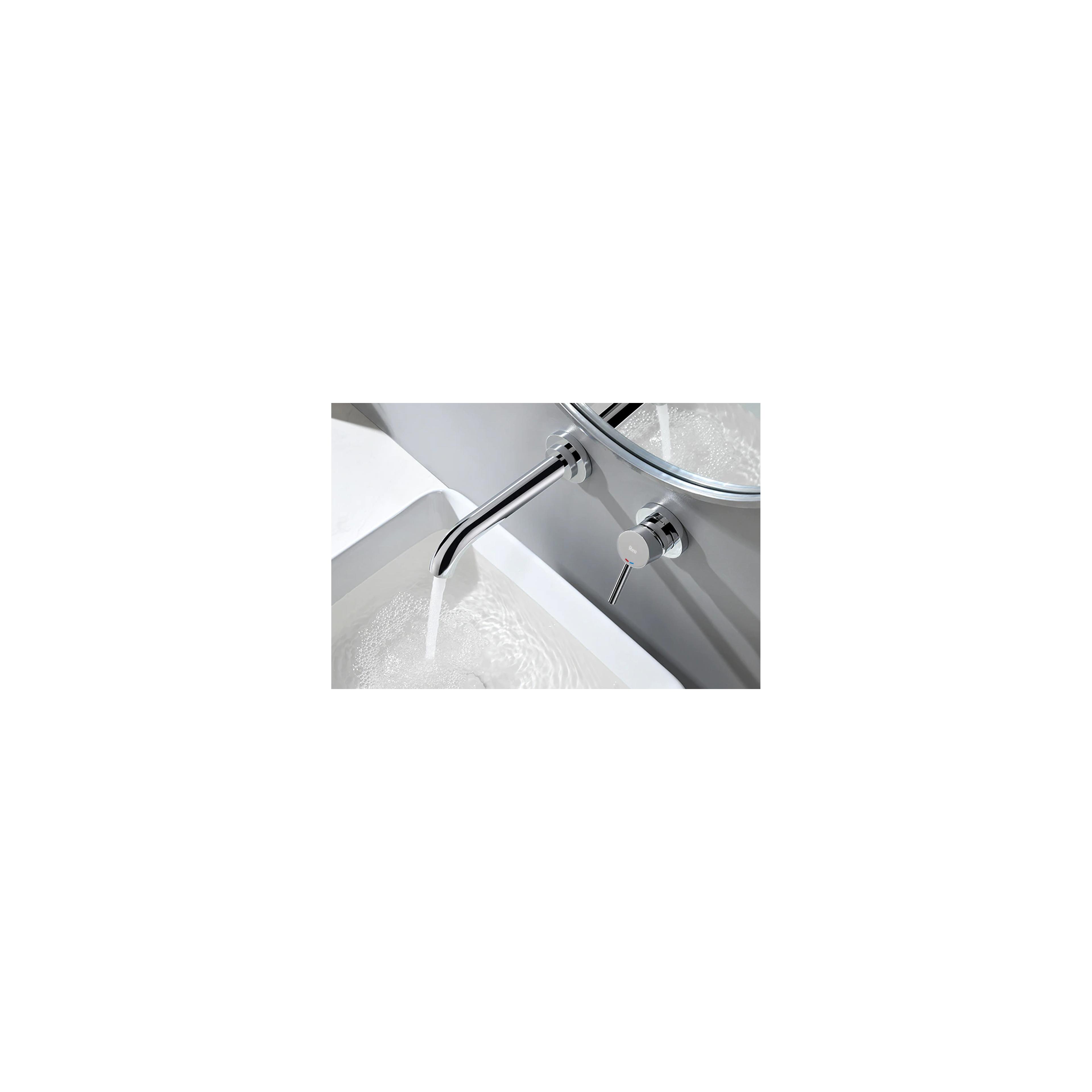 Slēptas uzstādīšanas maisītājs REA LUNGO Chrome Long + BOX