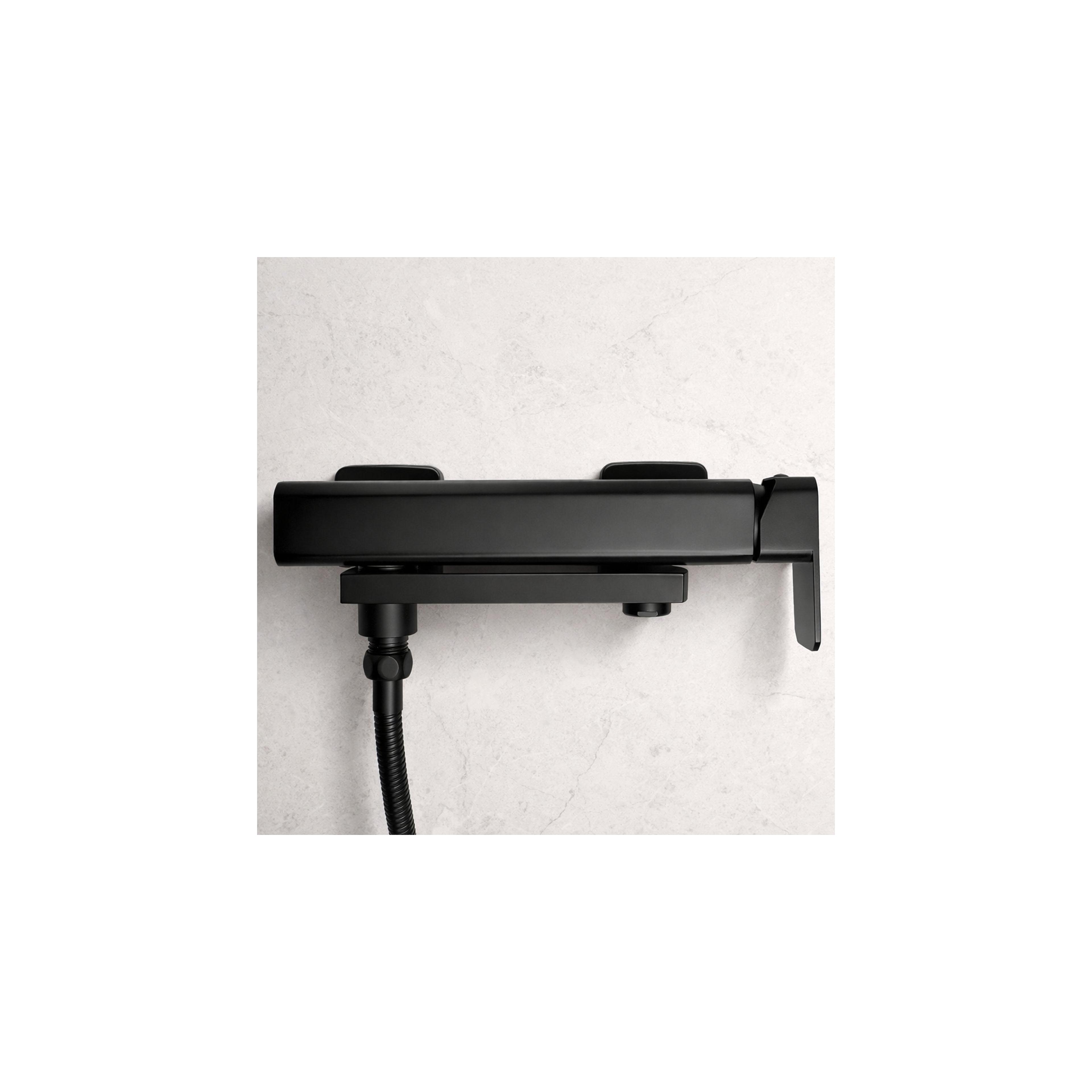 Wannenarmatur Rea Arlo Black