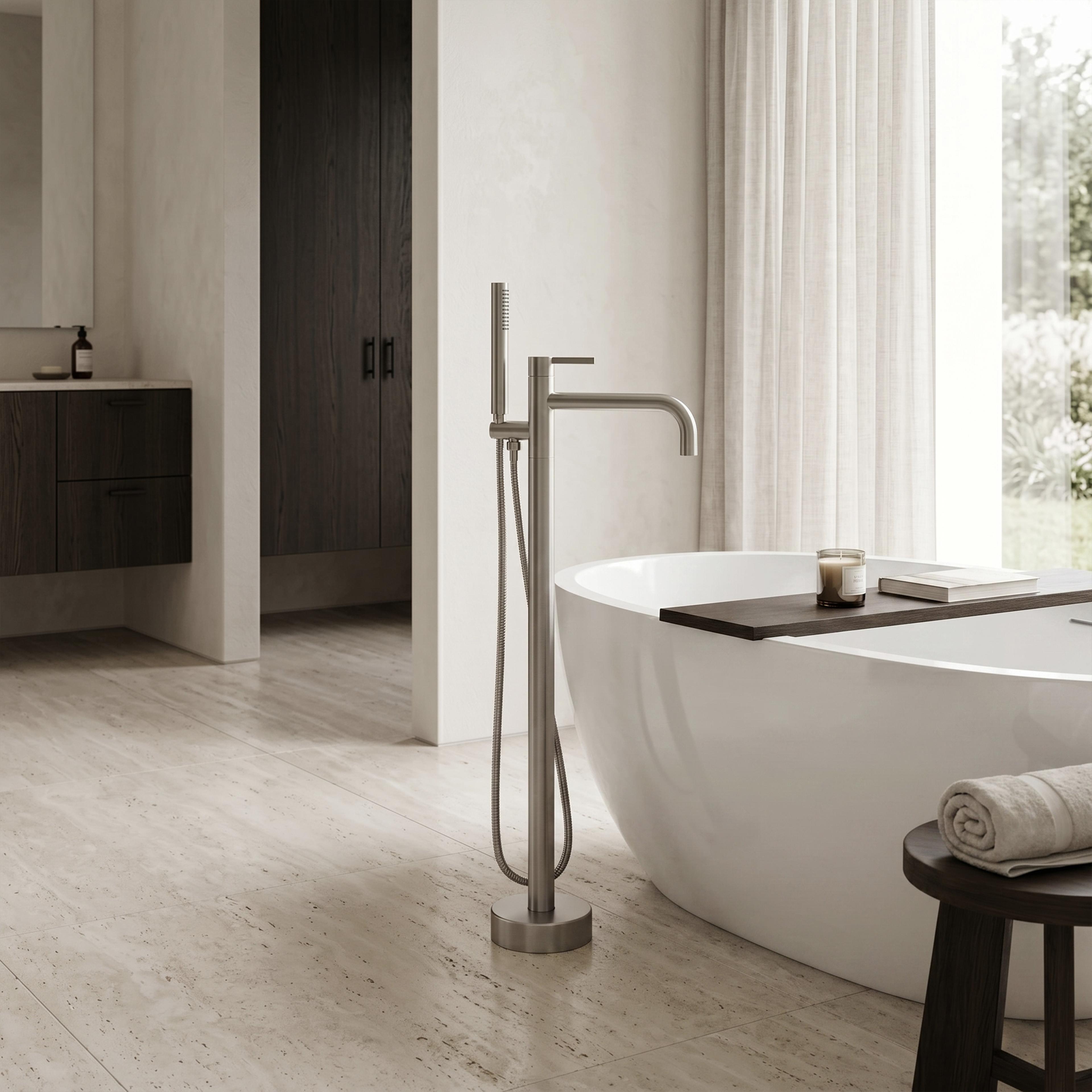 Freistehende Badewannenarmatur Rea Foster Brush Nickel