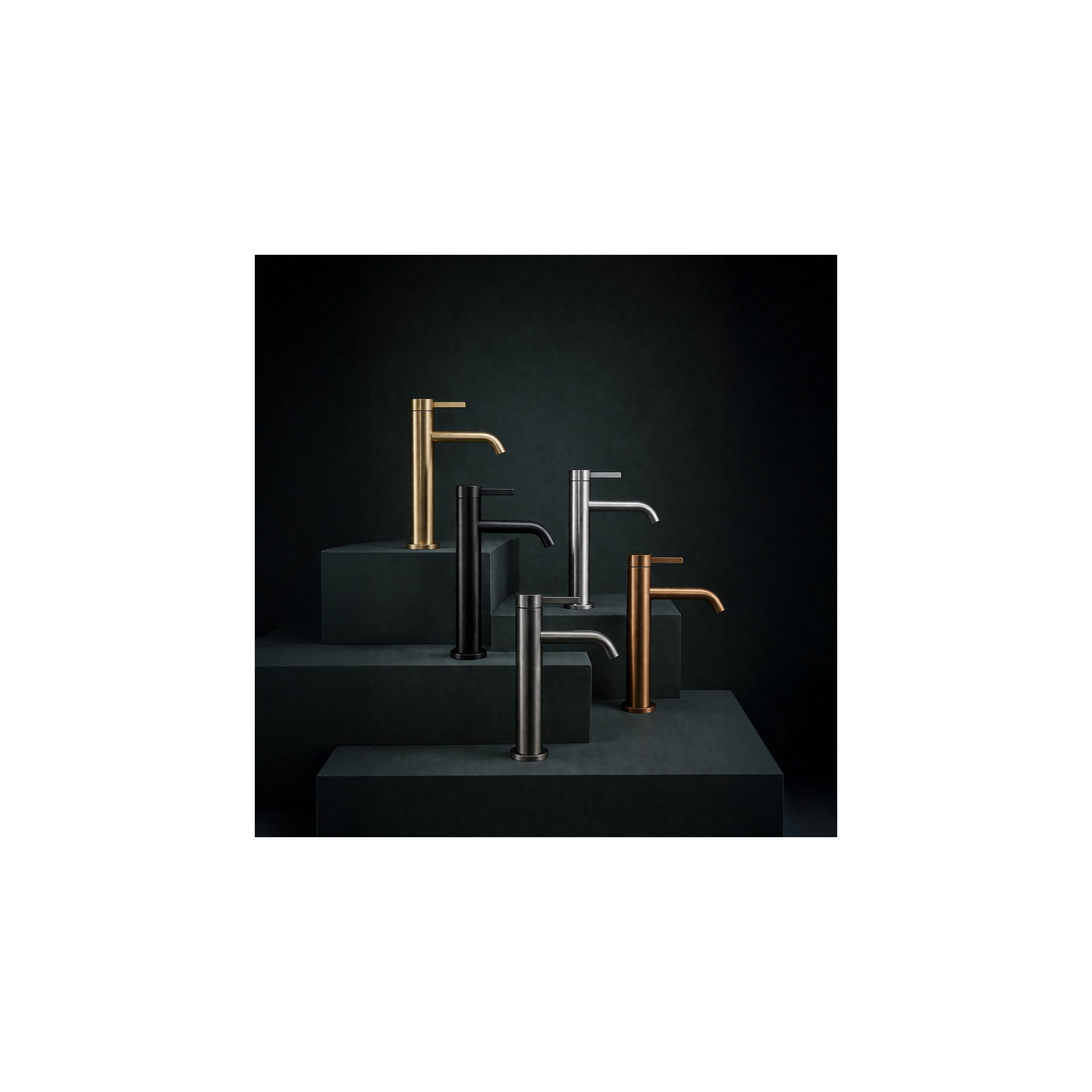 Bathroom faucet Rea Rivo Brush Gold