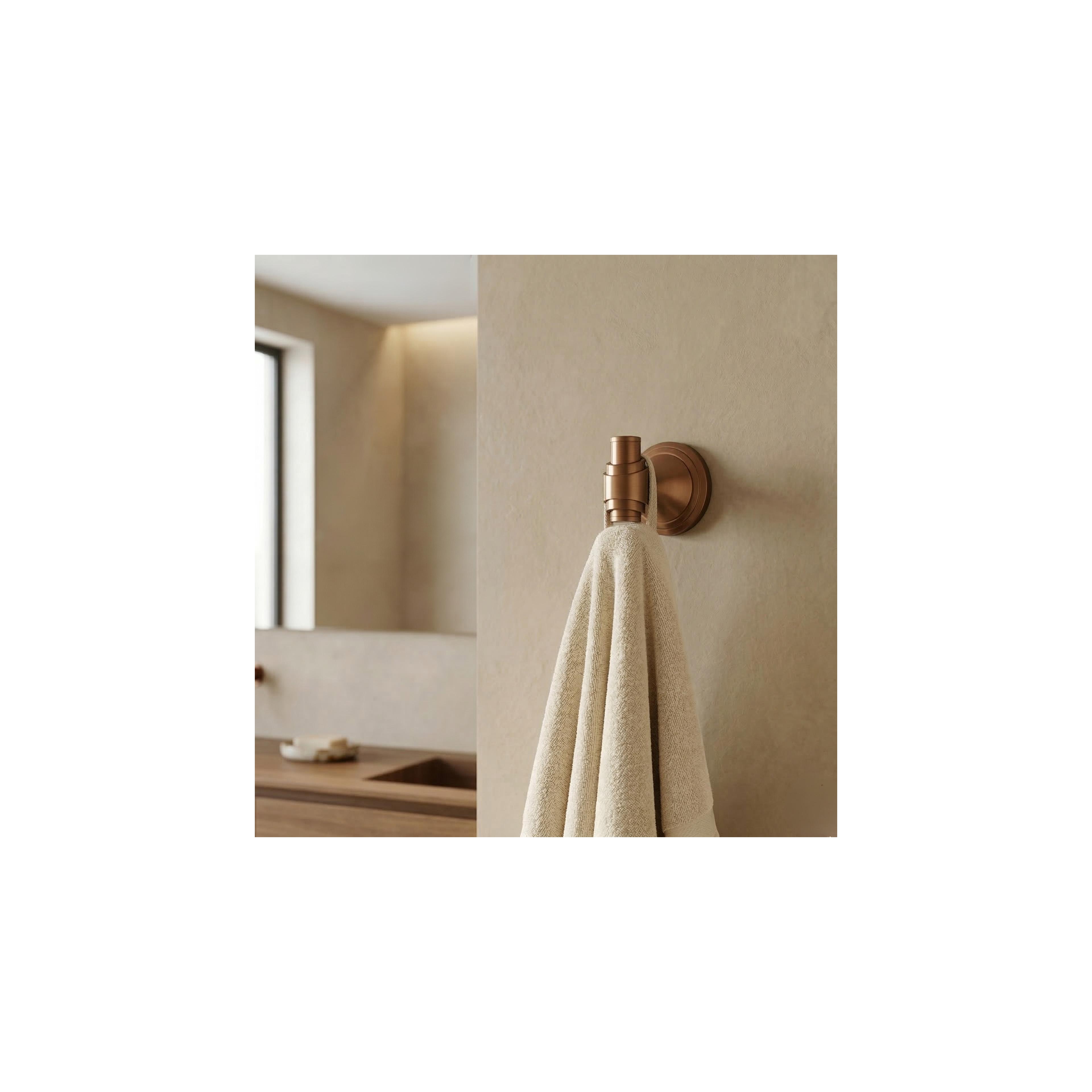 Badkamer haak 1609 Aristo Geborsteld koper