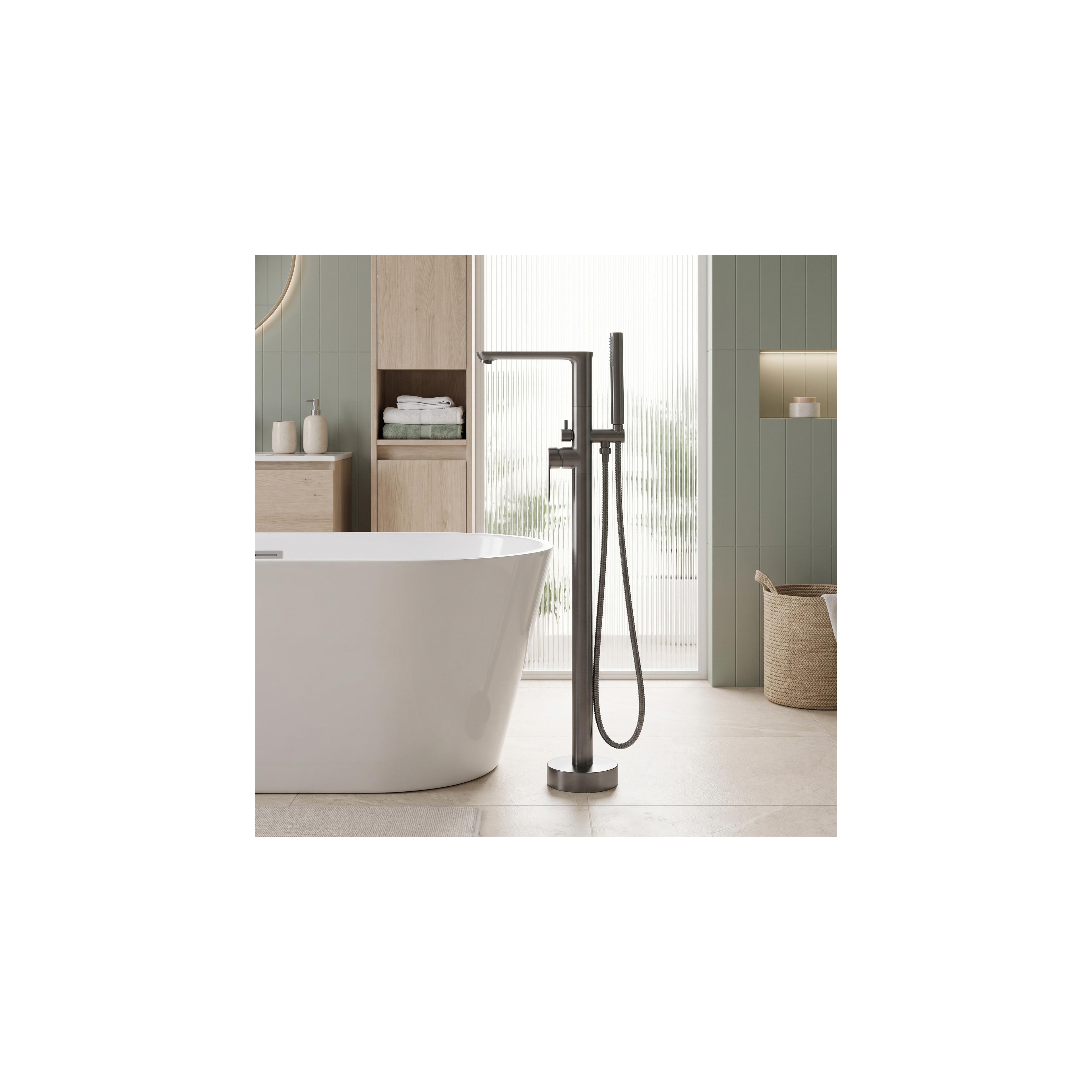 Free-standing faucet Rea Logan Titan