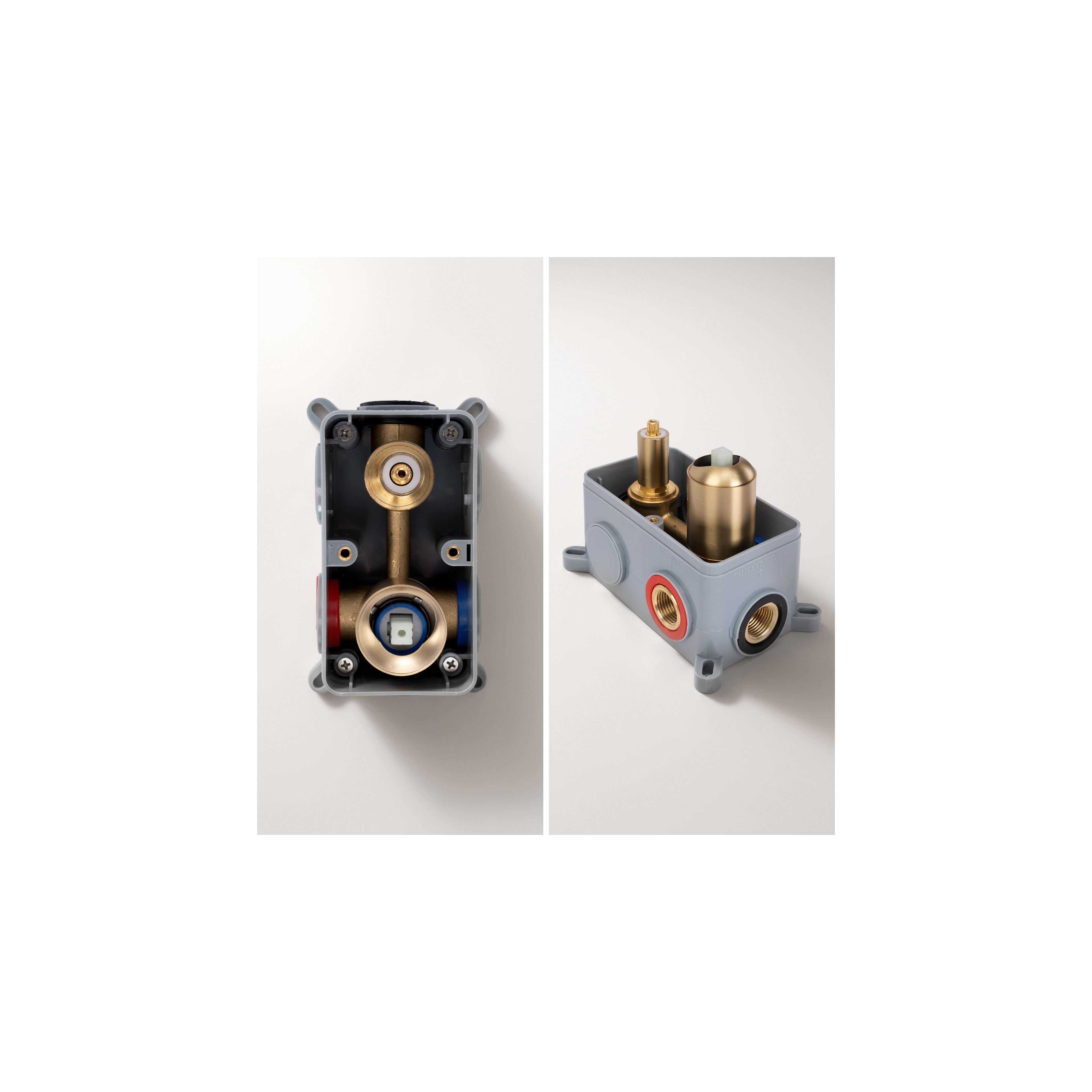 Inbyggt duschset Rea Como M2 Brush Gold + BOX