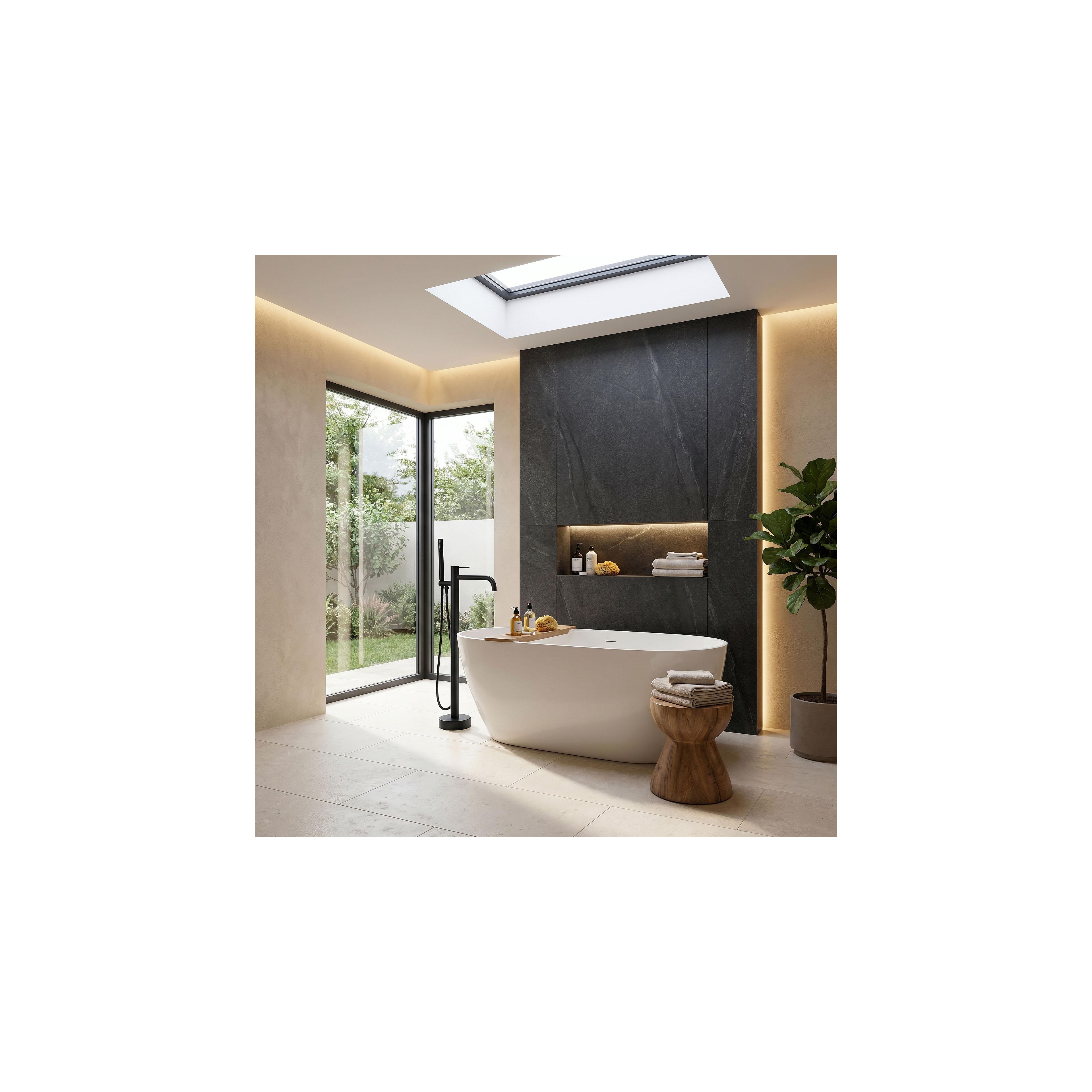 Frei stehende Armatur Rea Clif Black