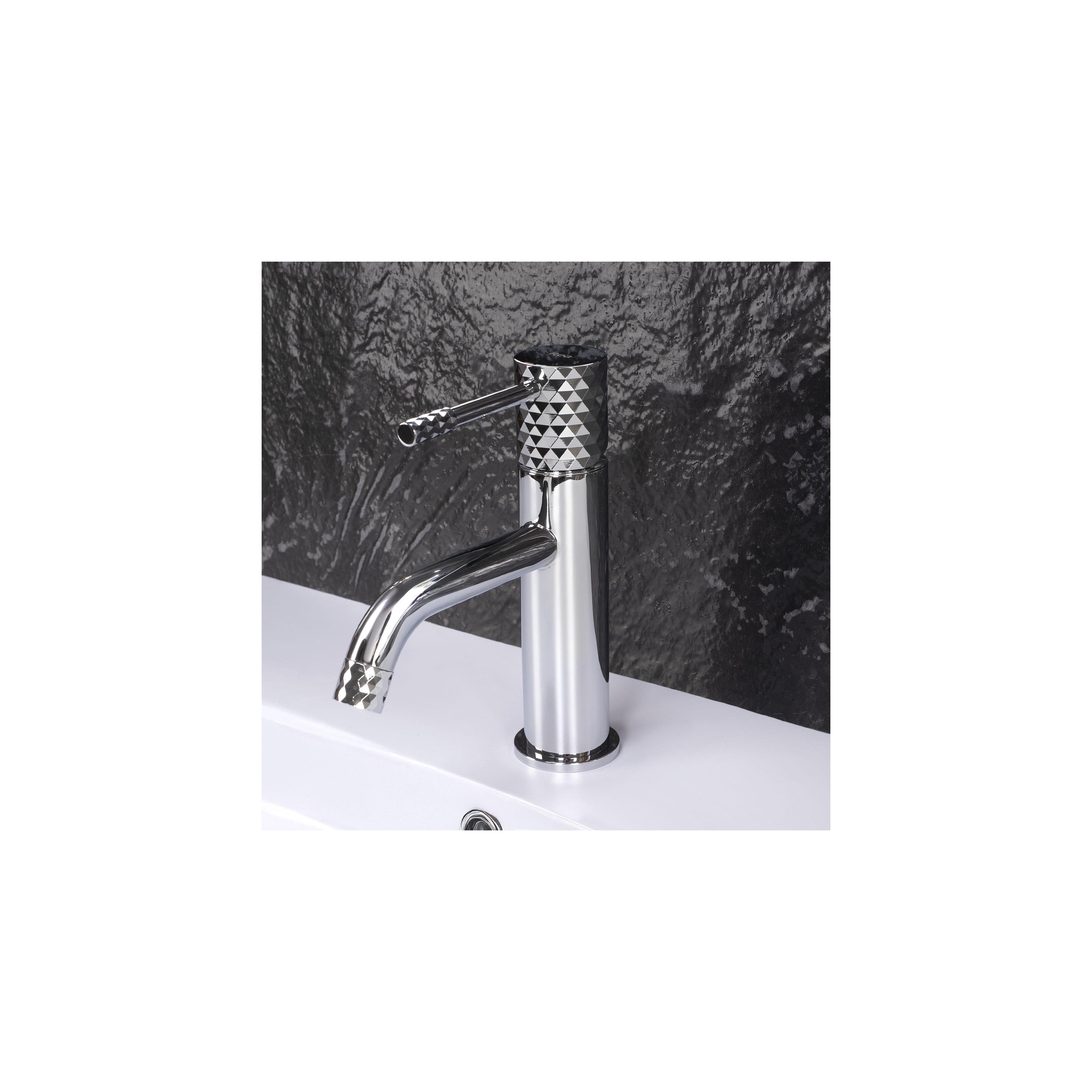 Bathroom faucet Rea Lungo Diamond Chrome