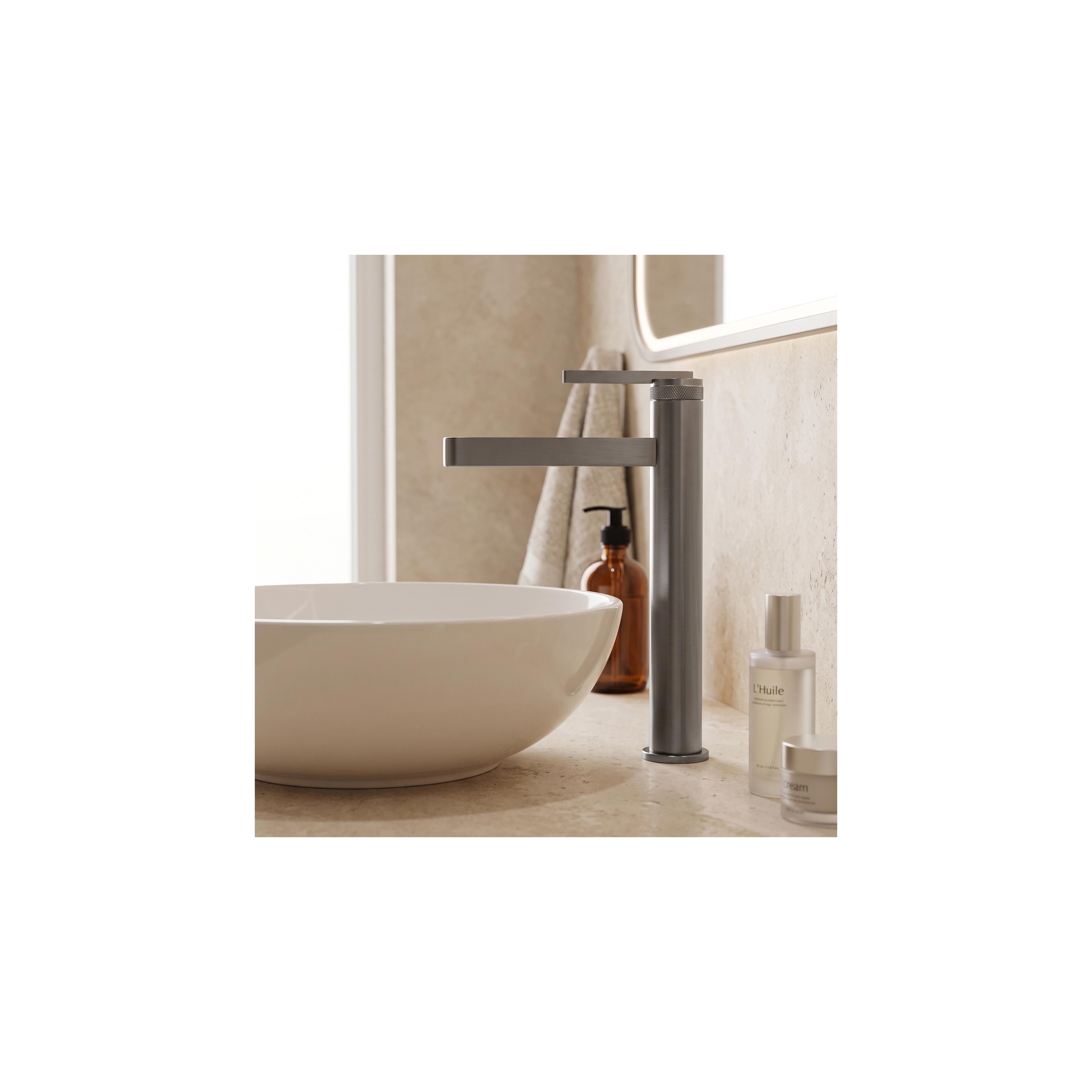 Bathroom faucet Rea Grace Titan High