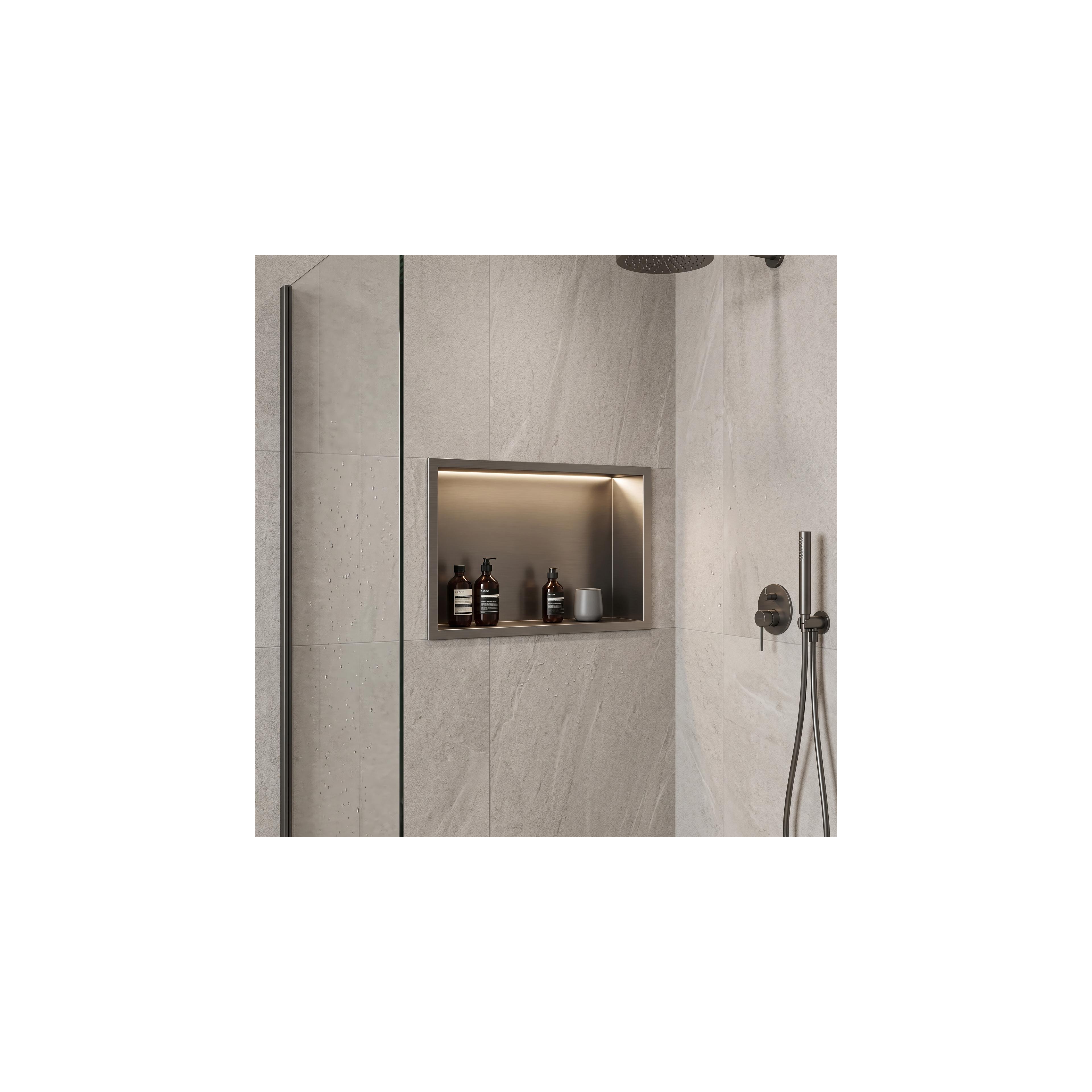WANDEINBAU-BADEZIMMERREGAL LED 30x45 Titan