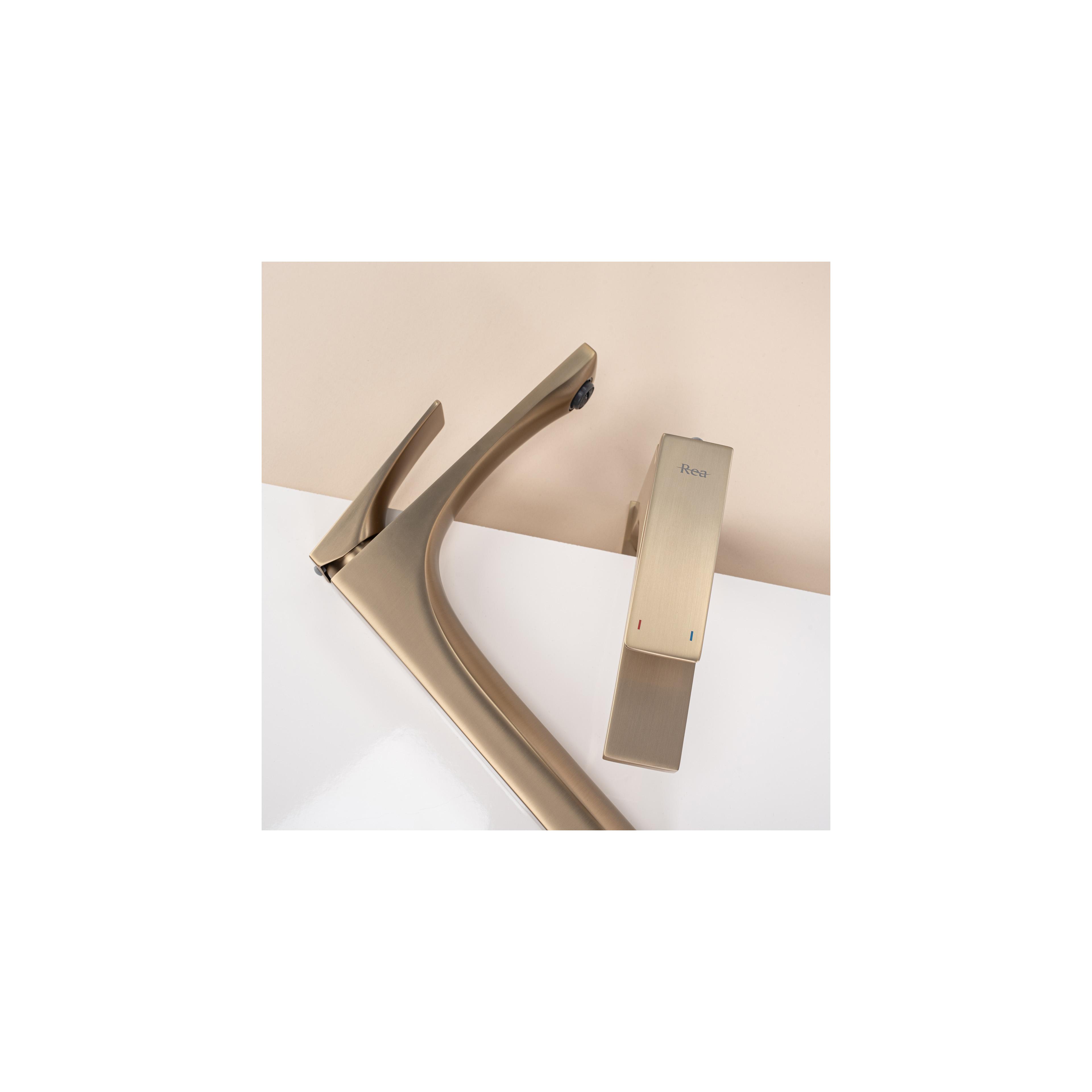 Bathroom faucet PREMIUM Rea Joe Brush Gold High