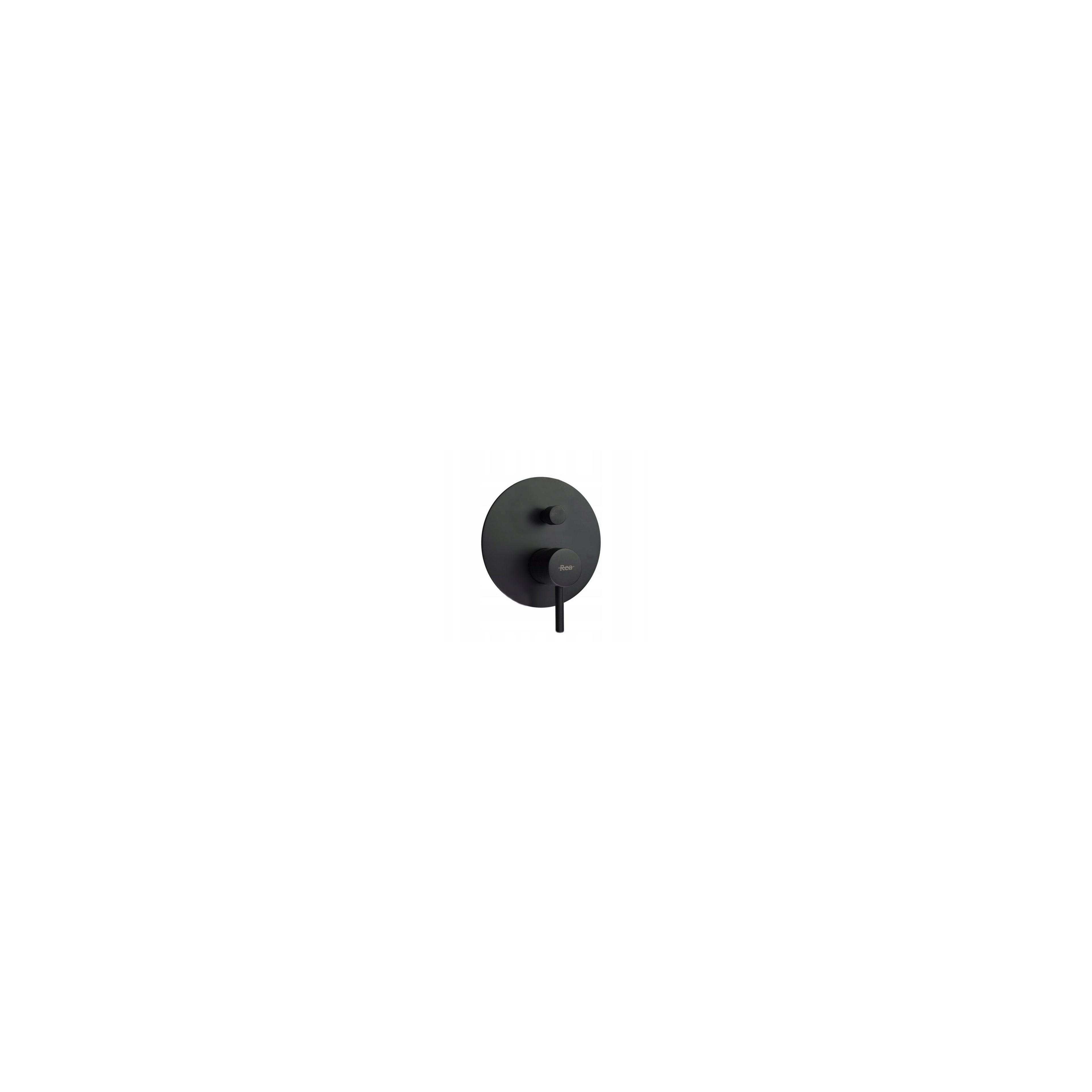 Rea Lungo Black + Box Slēptais vannas maisītājs