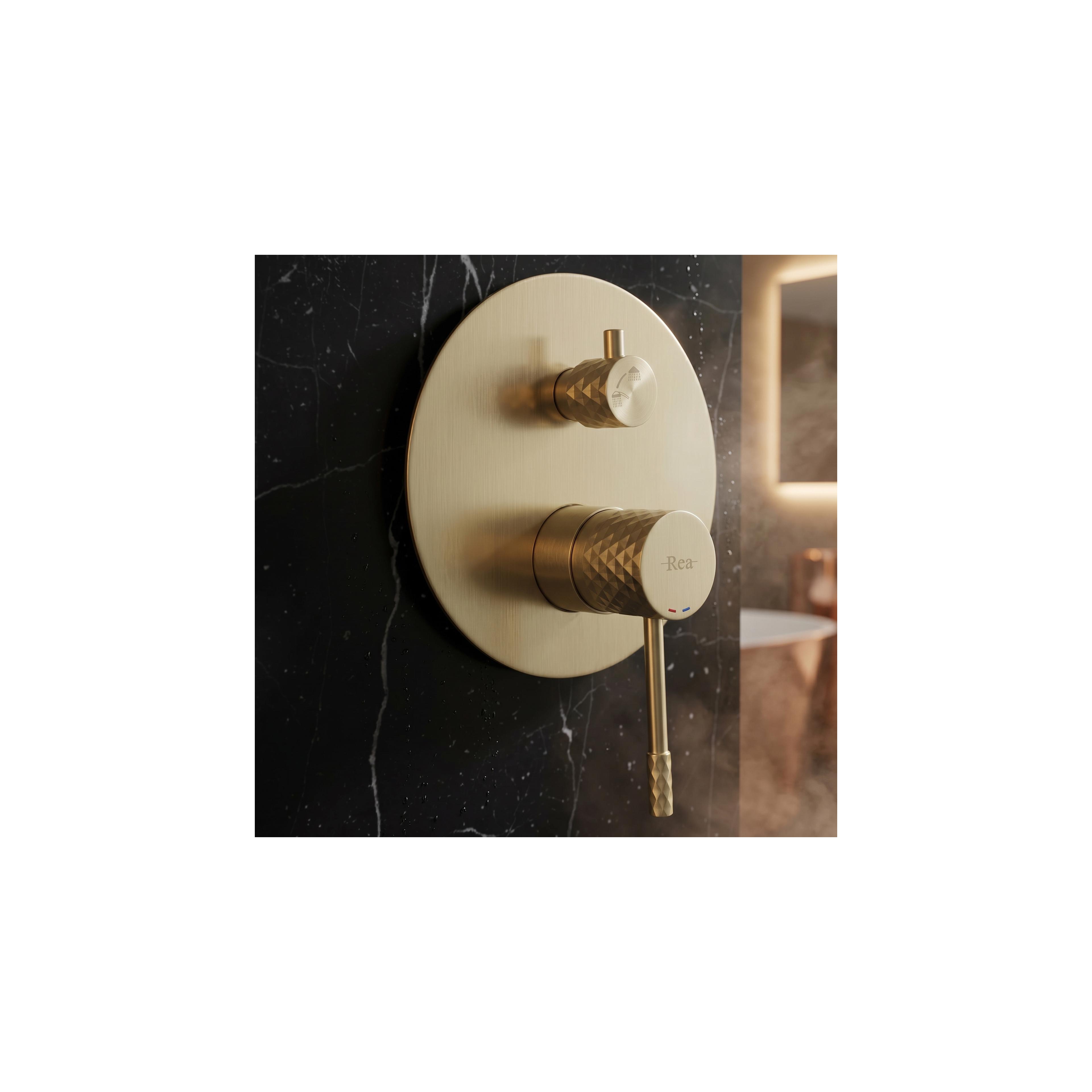 Unterputz Duschset Rea Lungo Diamond Brush Gold + BOX