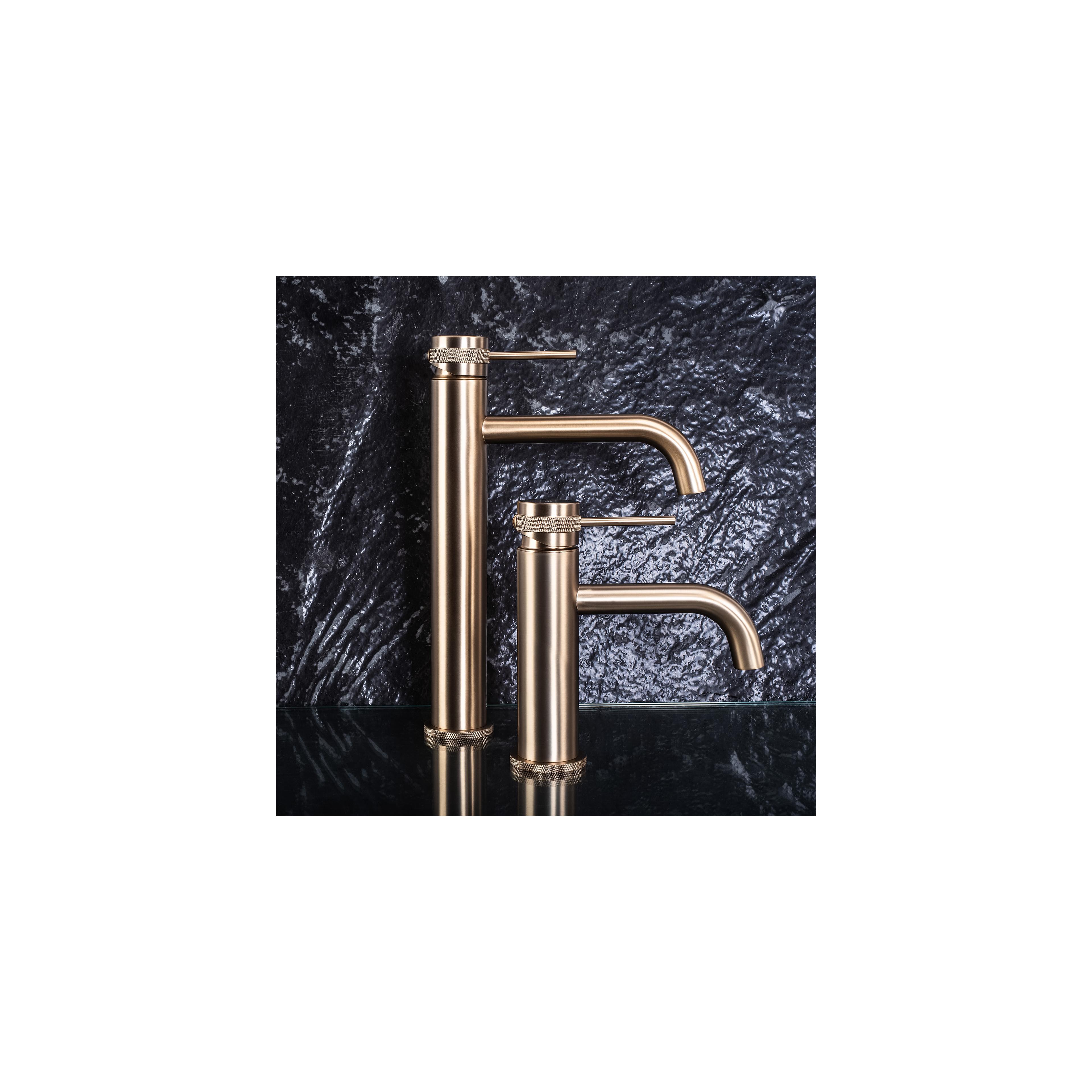 Bathroom faucet Rea Lungo Grip Brush Gold high