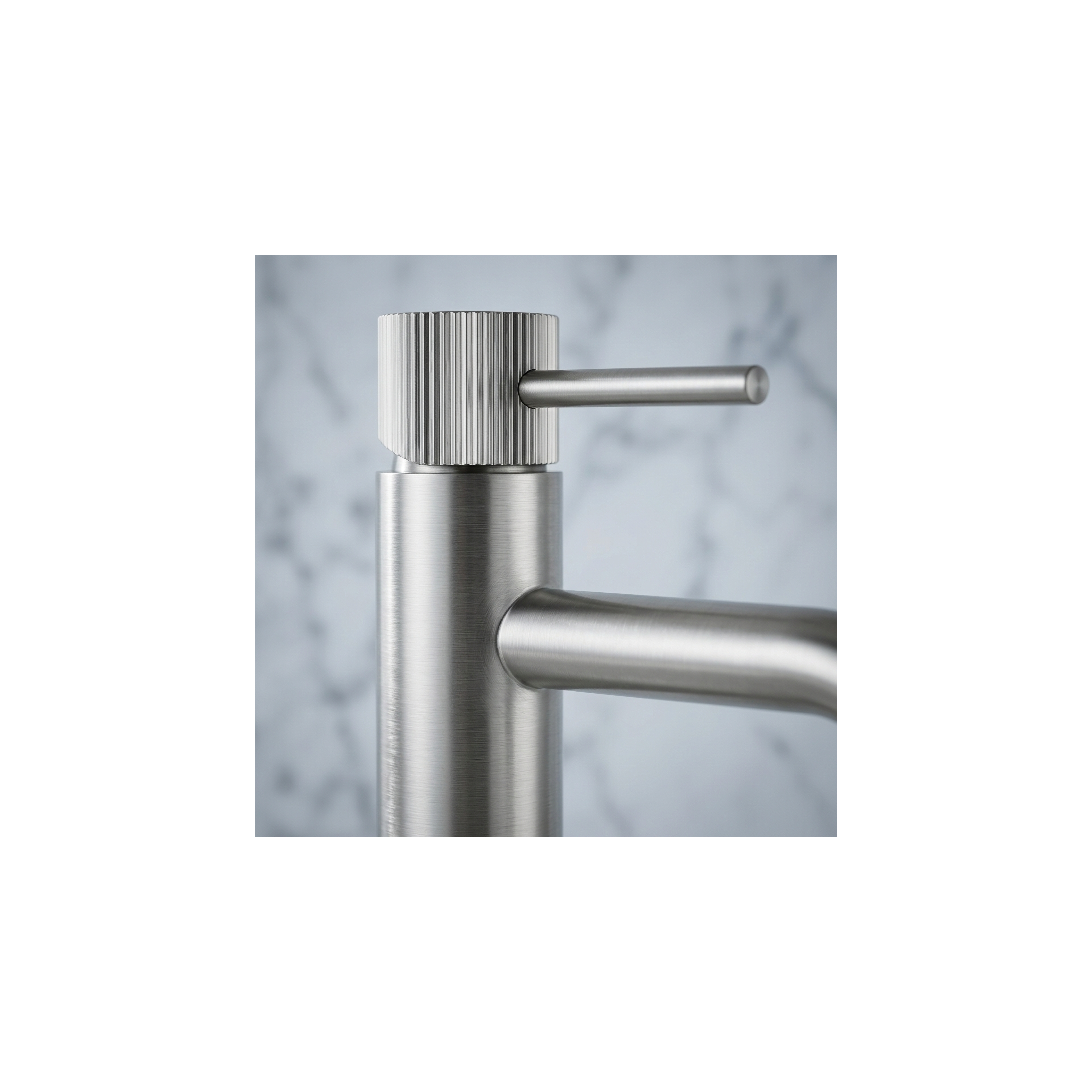 Waschbeckenarmatur Rea Lungo Stripe Brush Nickel