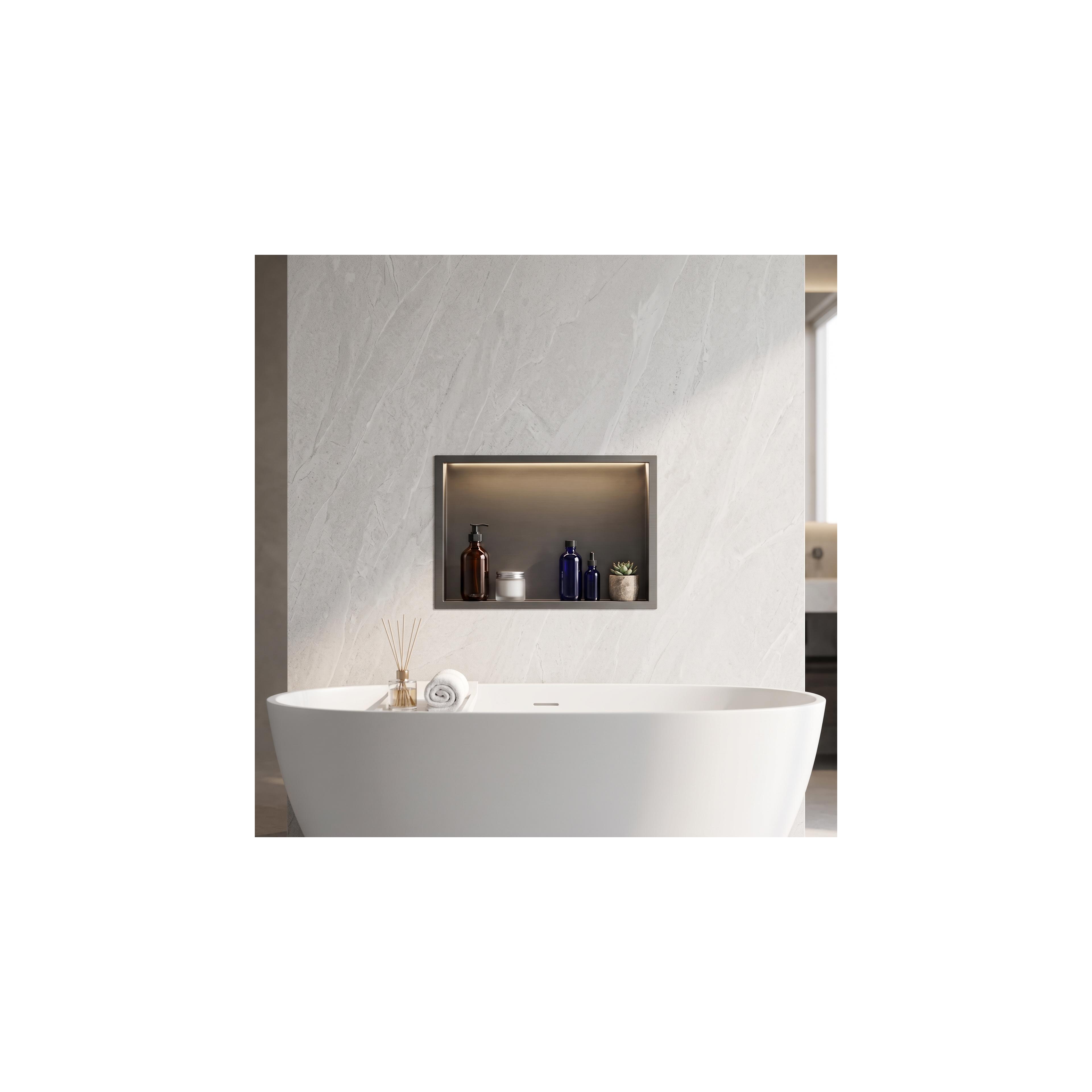 WANDEINBAU-BADEZIMMERREGAL LED 30x45 Titan