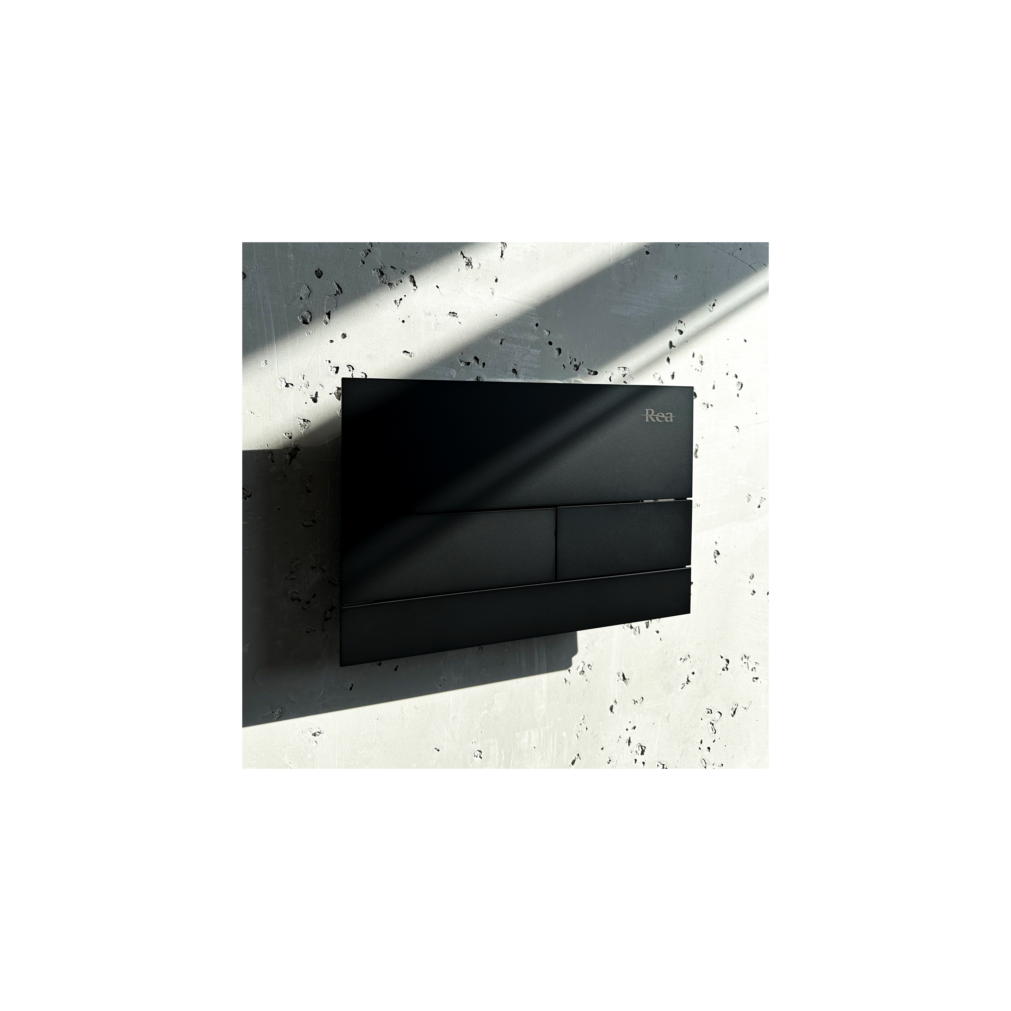 WC öblítő gomb K011A-Q és Slim024N Rea T Black Matt