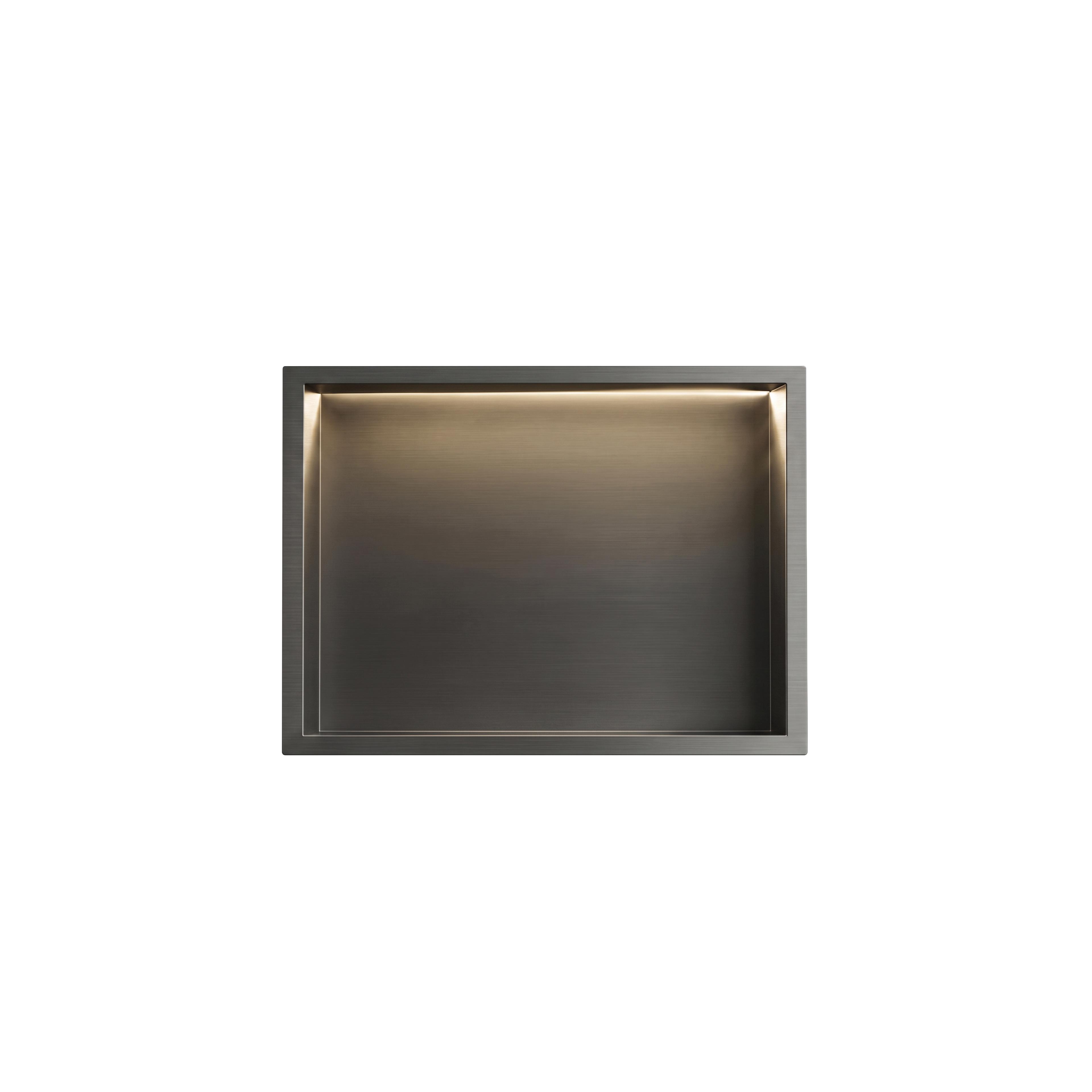 WANDEINBAU-BADEZIMMERREGAL LED 30x45 Titan