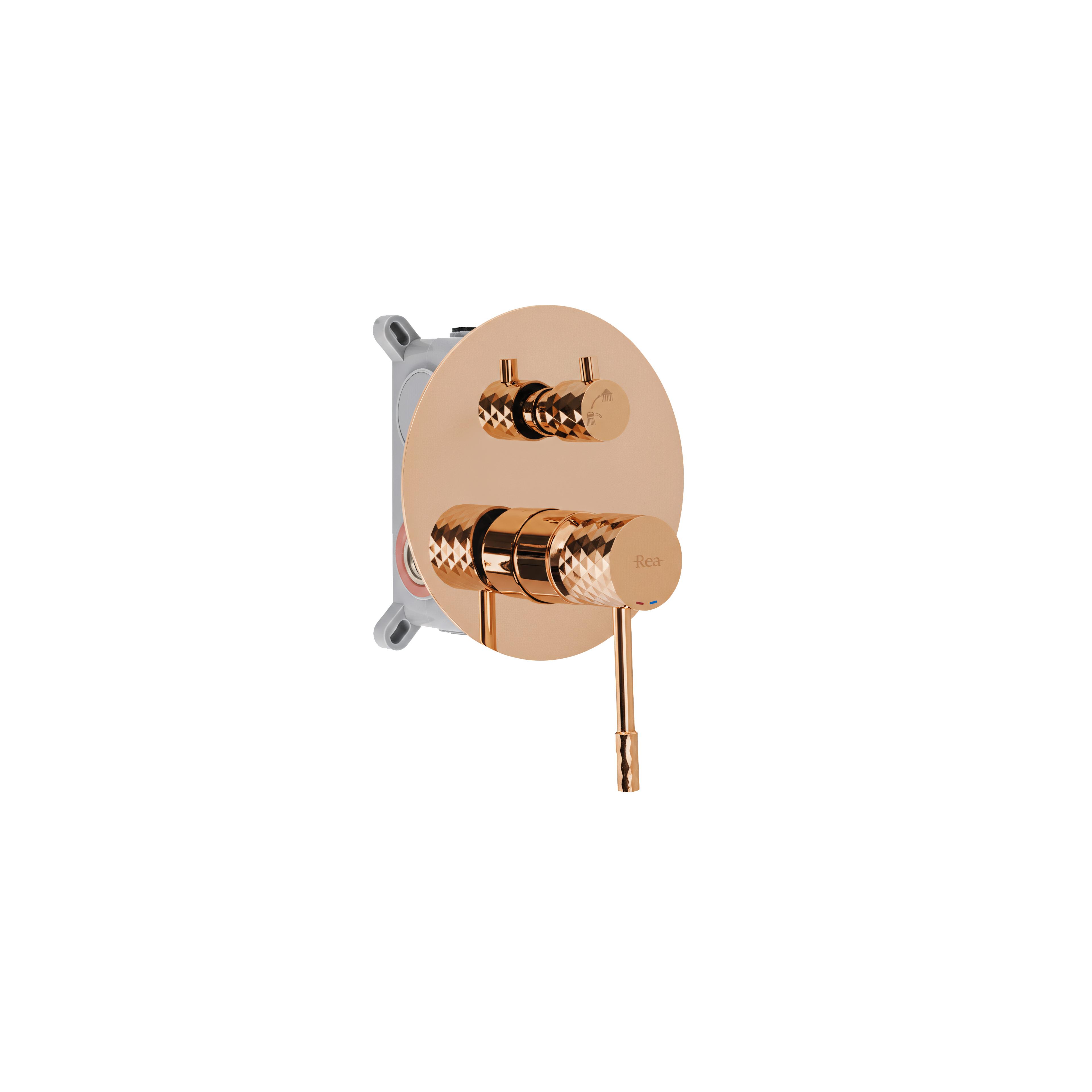 Inbyggd duschset Rea Lungo Diamond Koppar + BOX