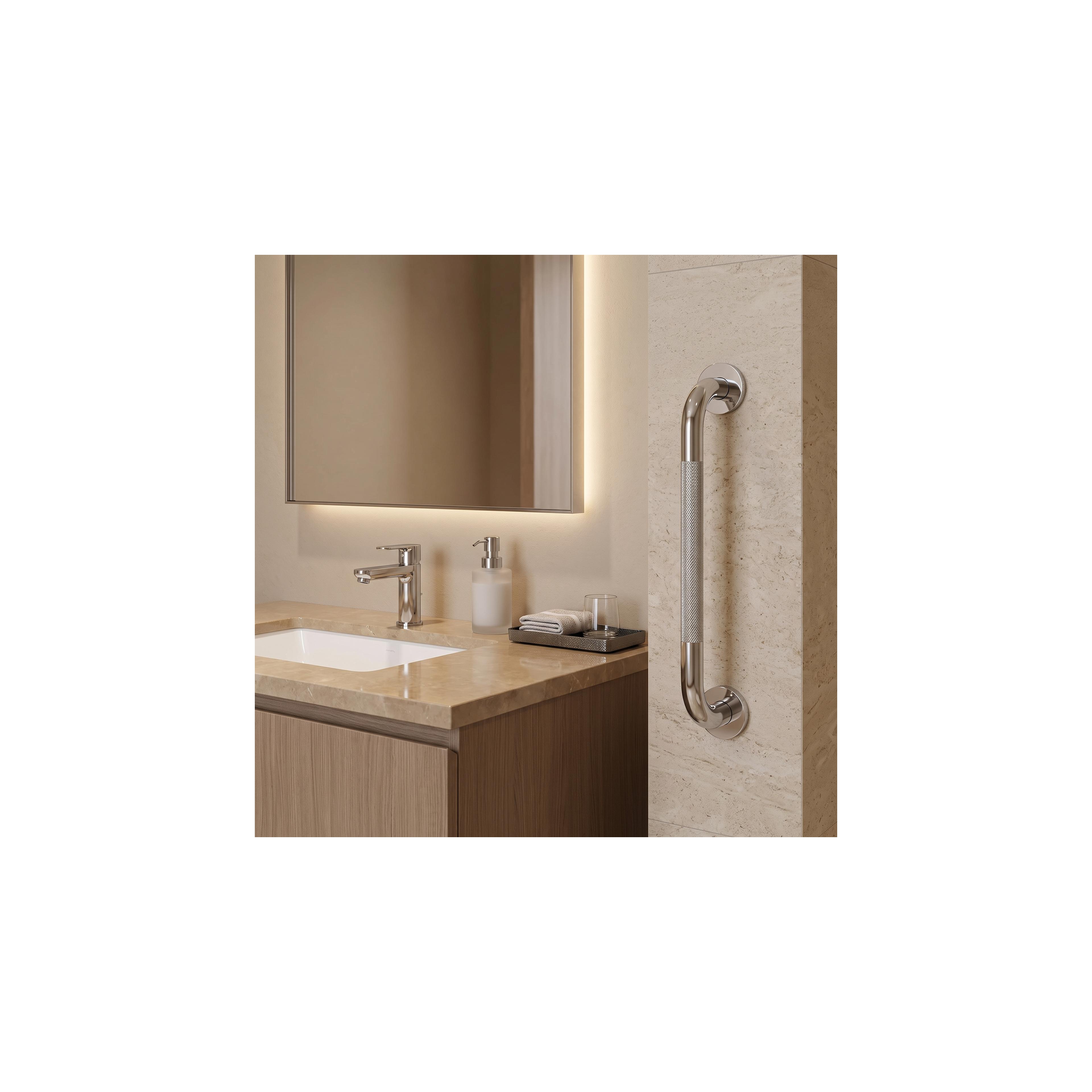 Anti-slip bathroom grab bar 104 Chrome