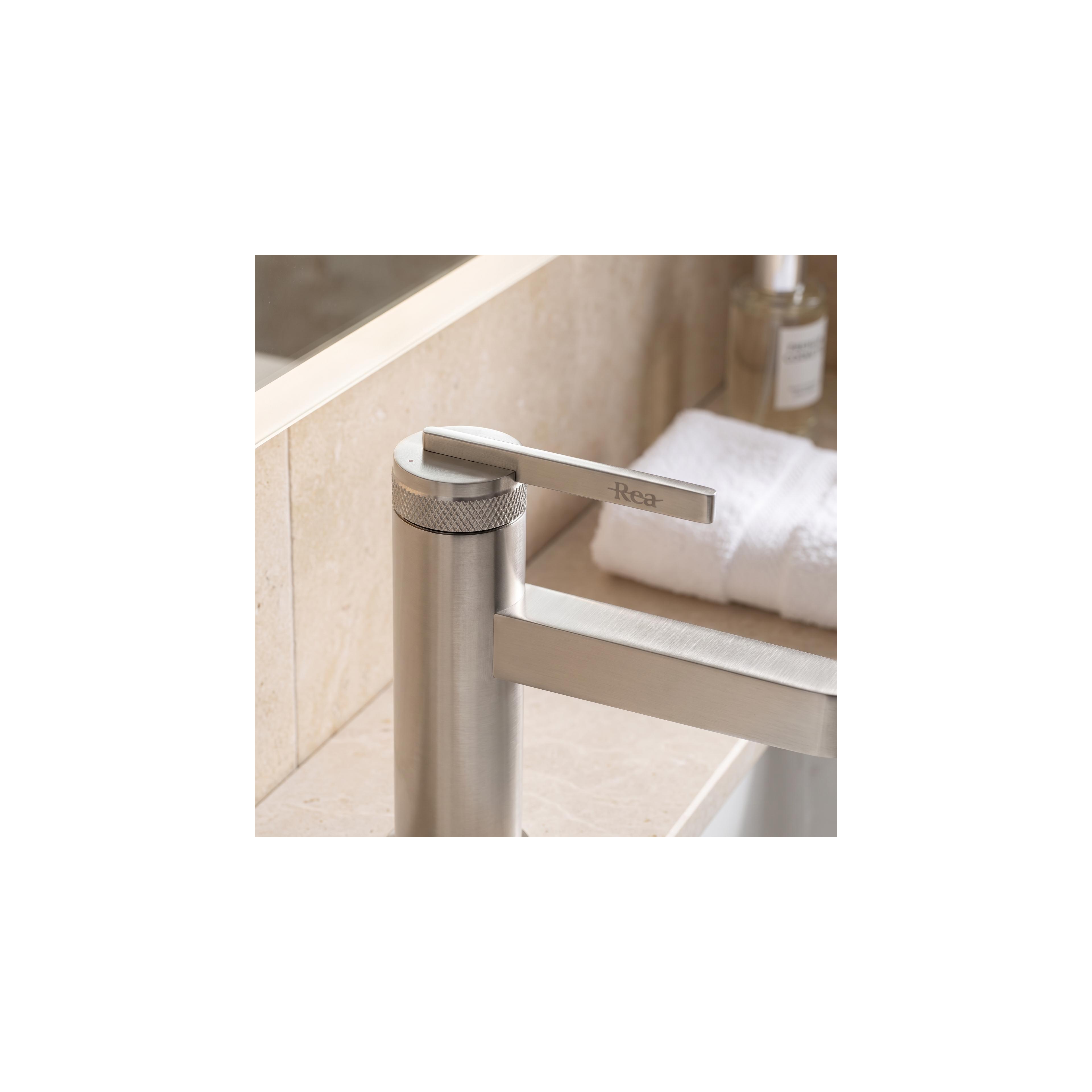 Bathroom faucet Rea Grace Brush Nickel