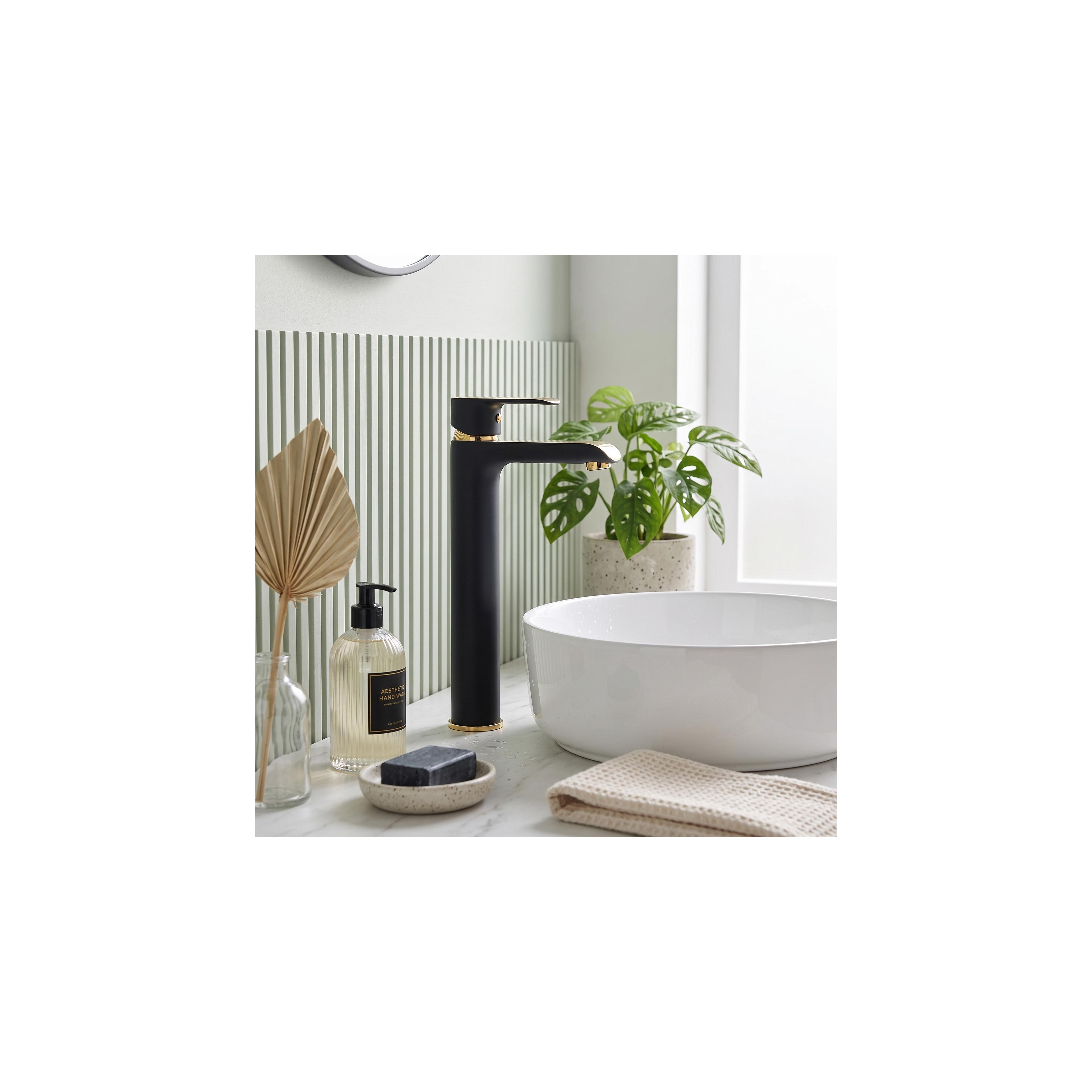 Waschbeckenarmatur REA Bloom Black Gold high