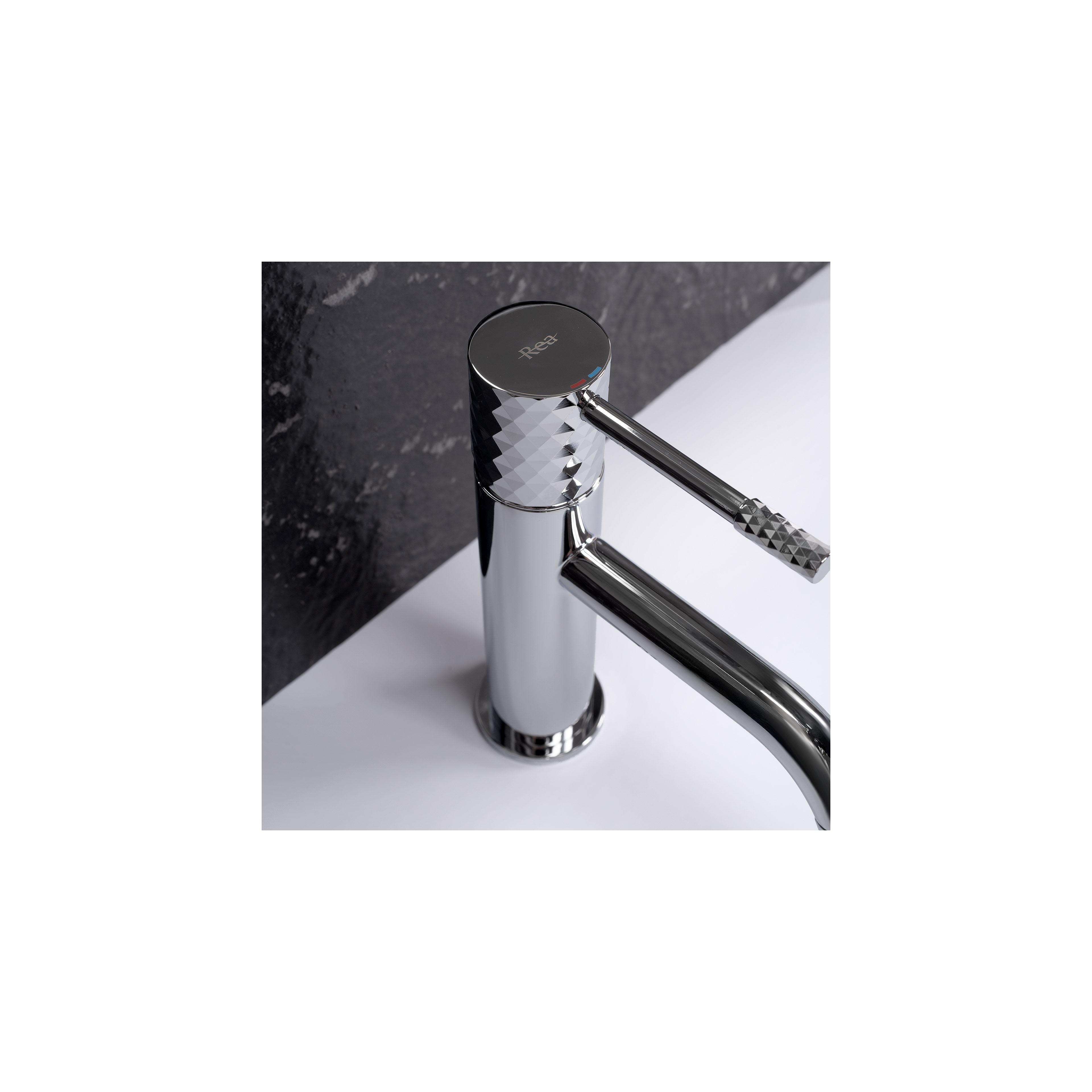 Bathroom faucet Rea Lungo Diamond Chrome