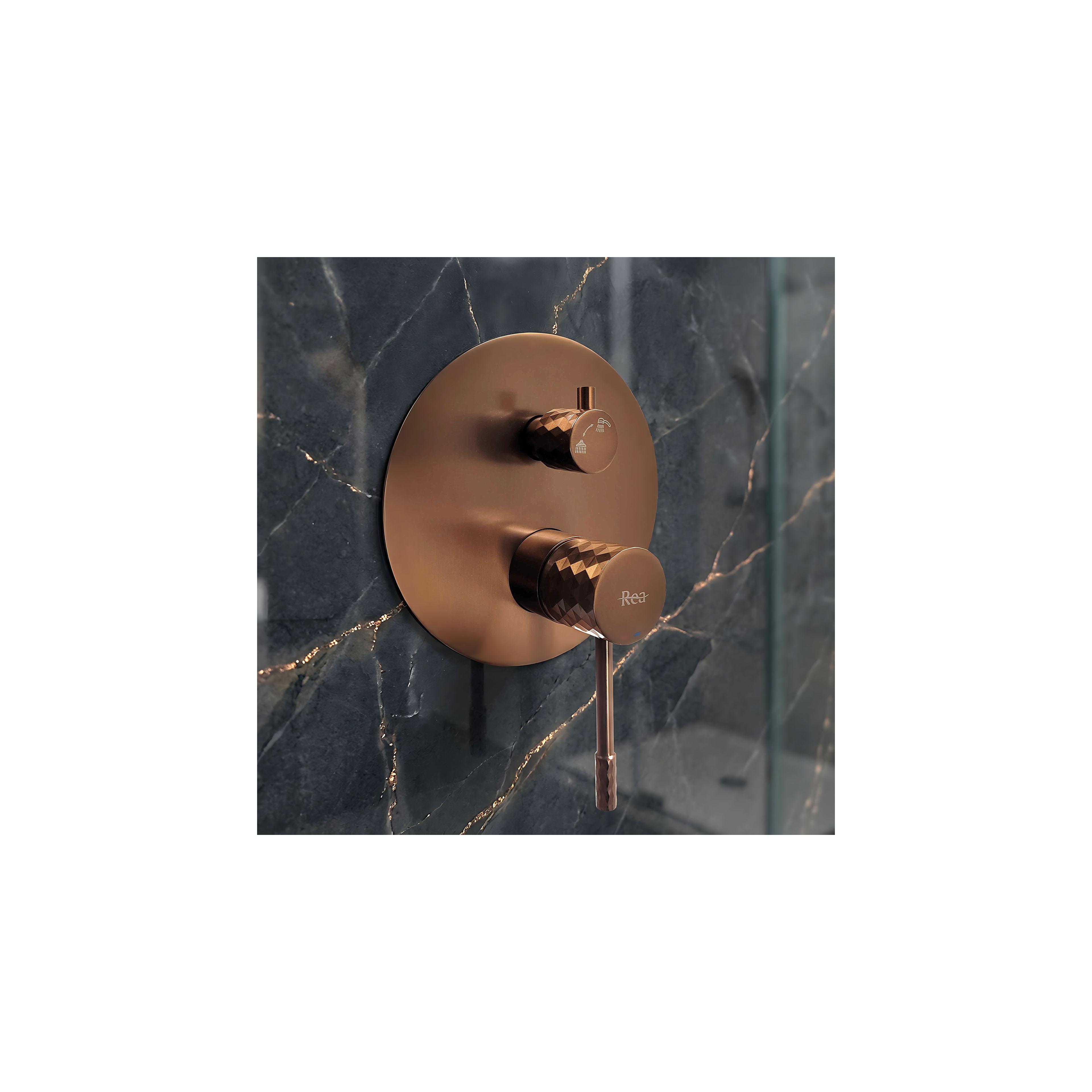 Shower system Rea Lungo Diamond Brush Copper + BOX