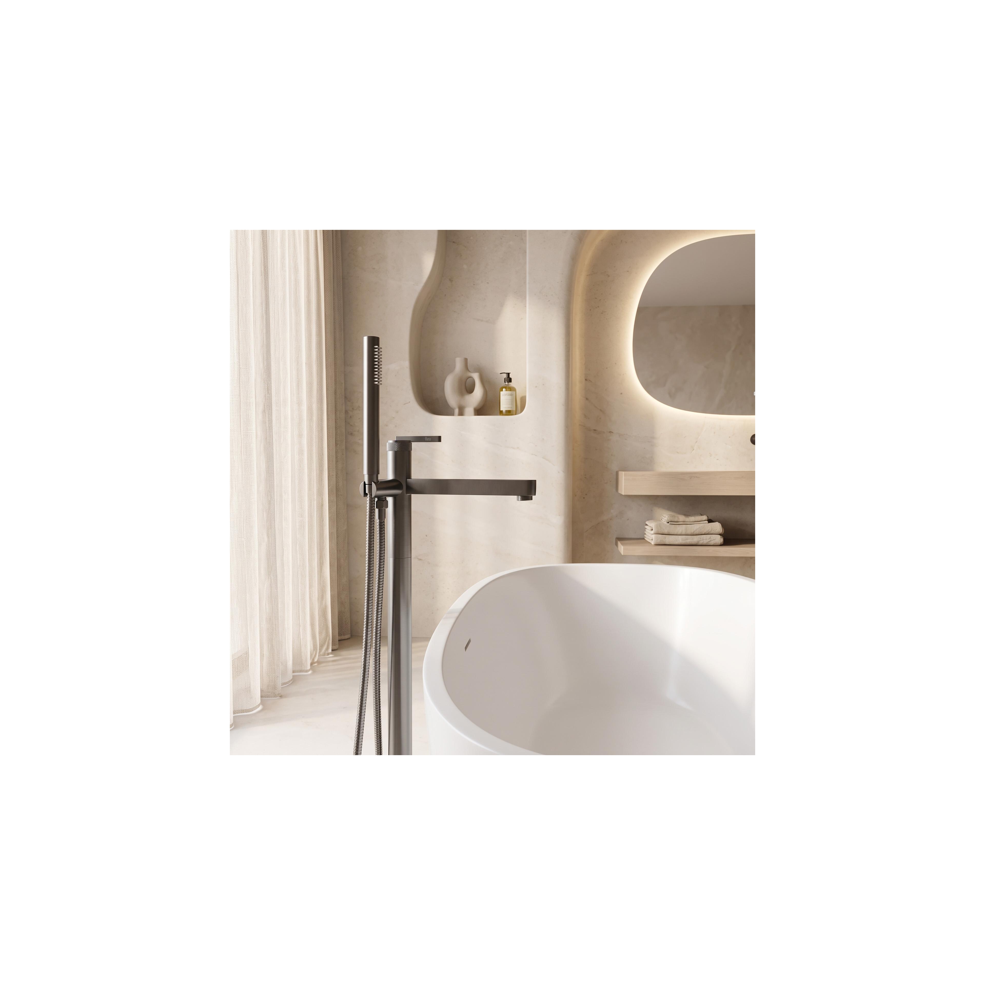 Free-standing faucet Rea Grace Titan
