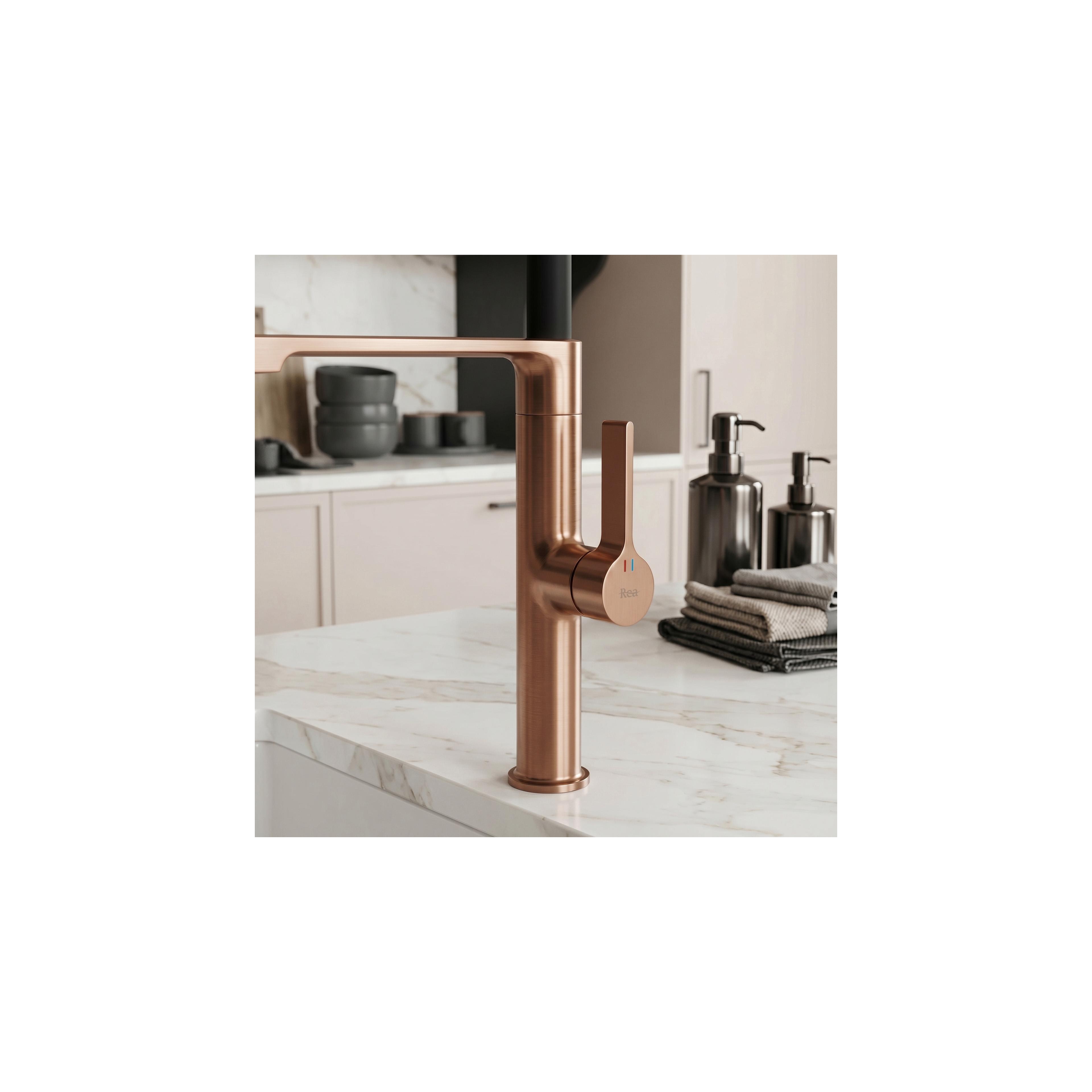 Küchearmatur REA Lago Brush Copper