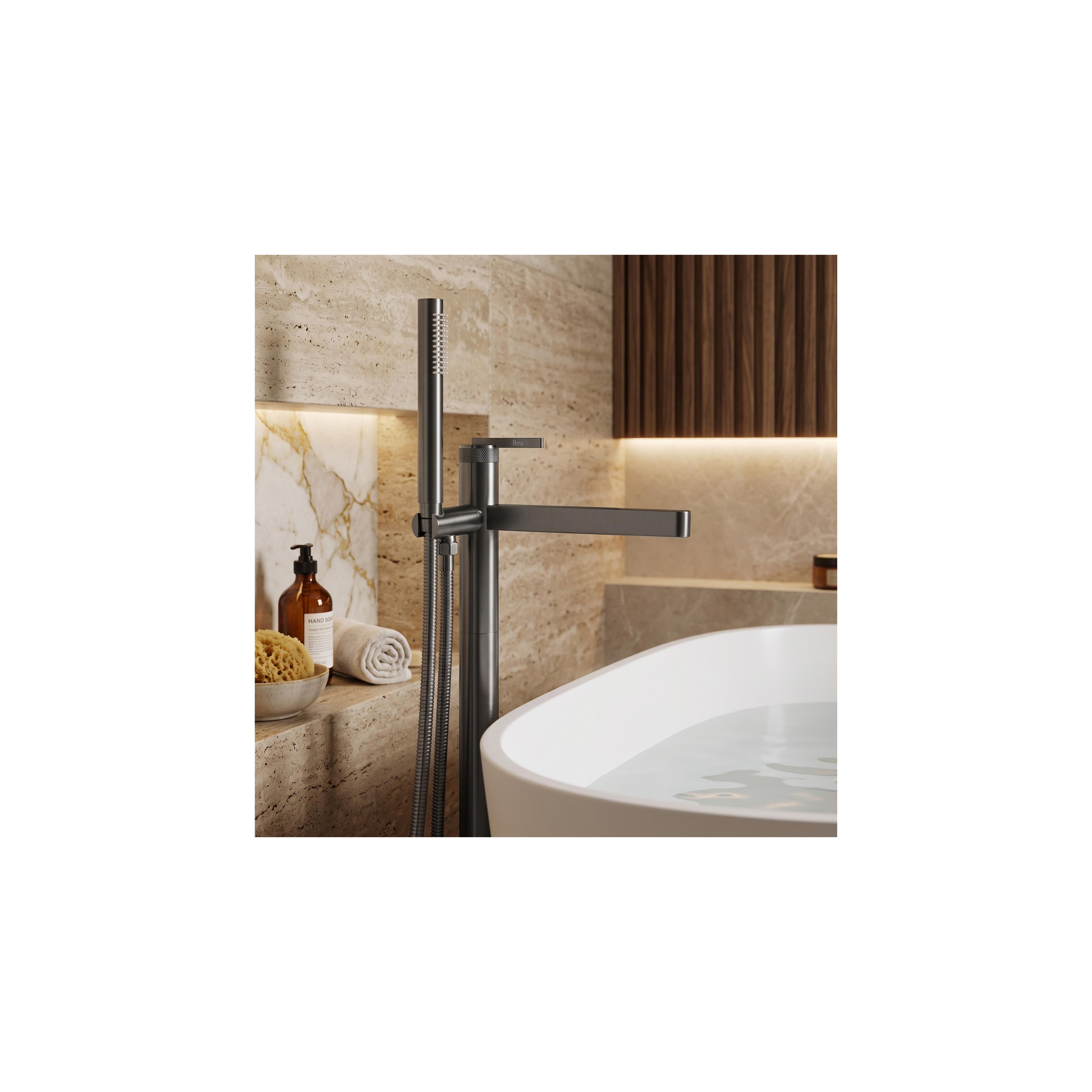 Free-standing faucet Rea Grace Titan