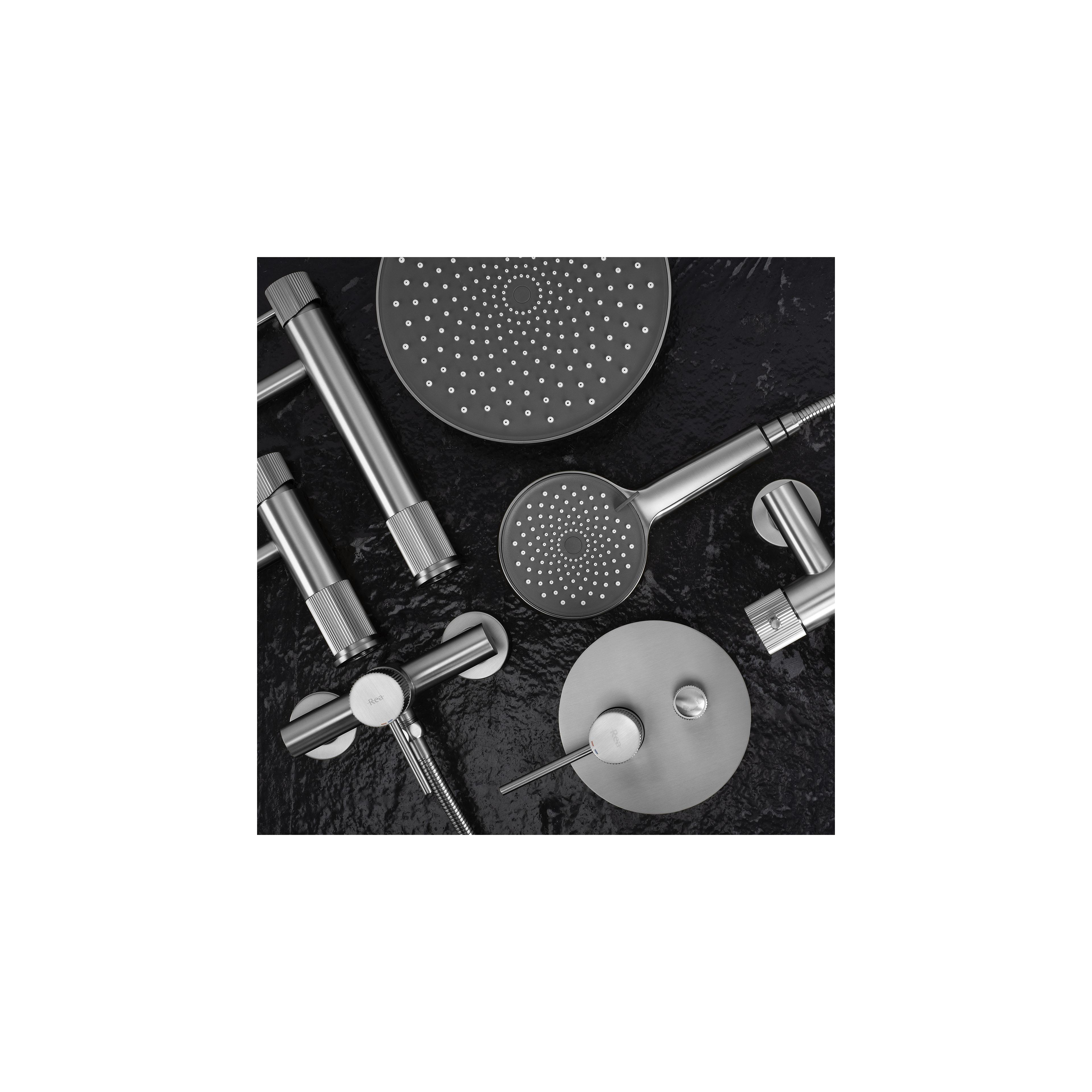 Waschbeckenarmatur Rea Lungo Stripe Brush Nickel Low