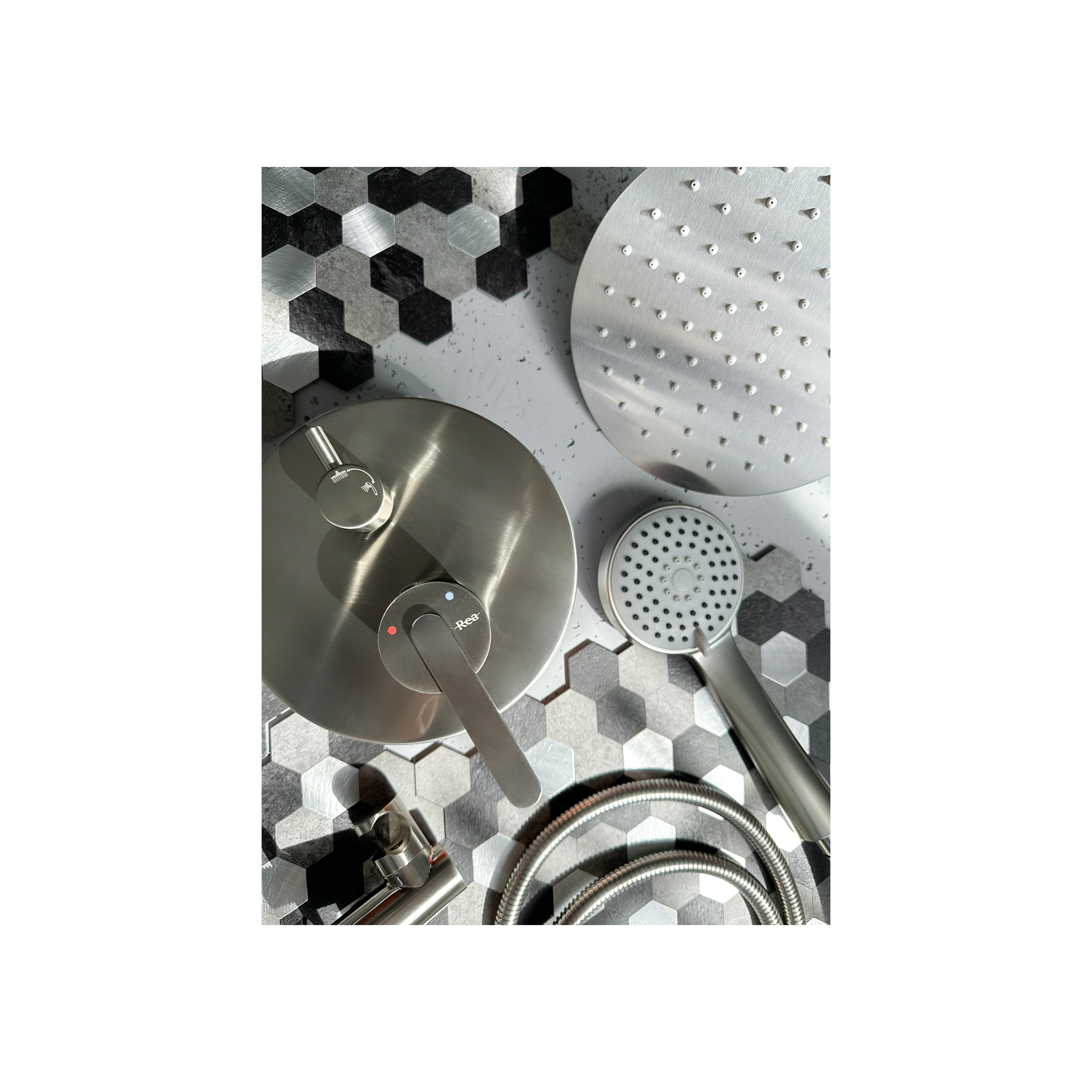 Shower system Rea Ontario Brush Nickel + BOX