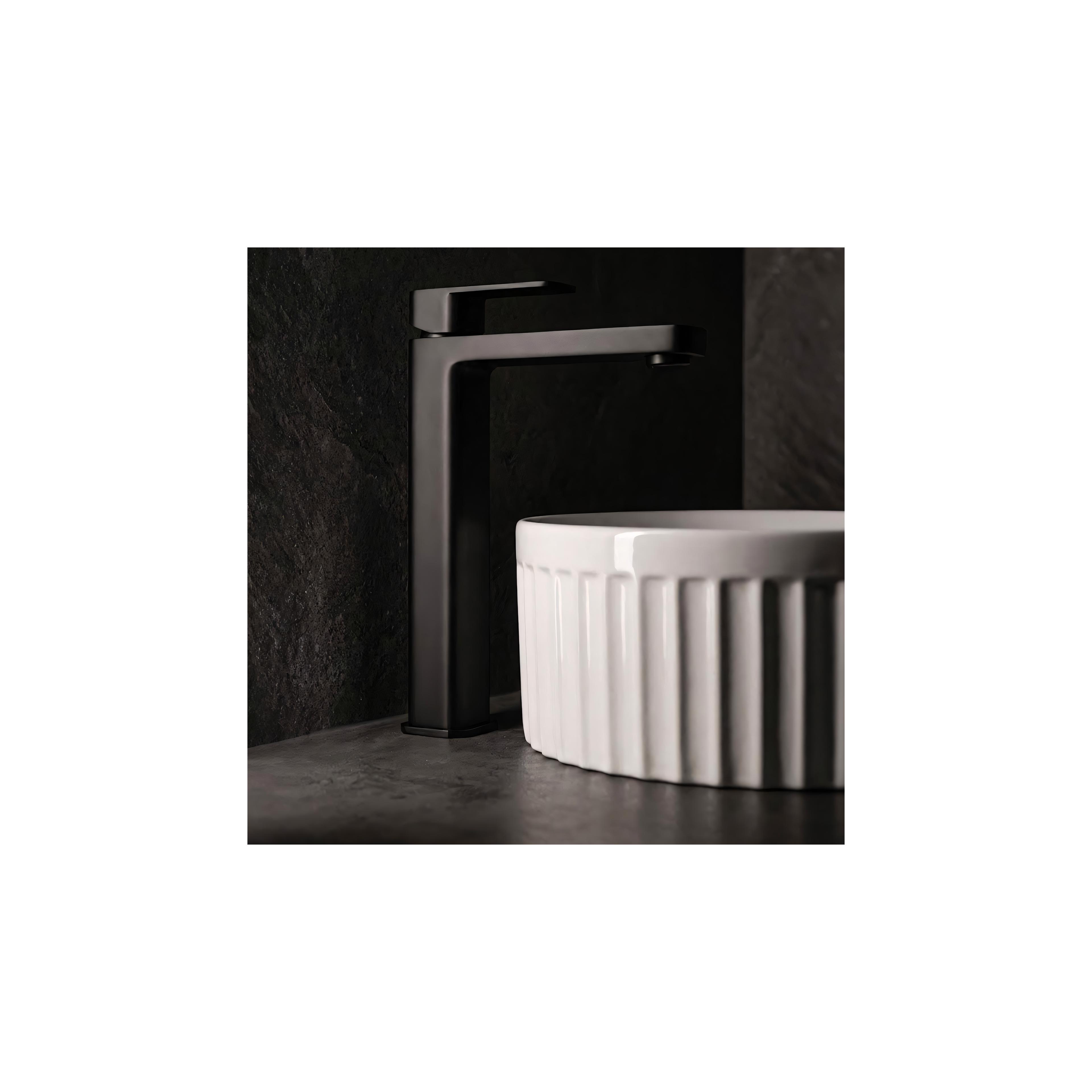 Waschbeckenarmatur Rea Arlo Black