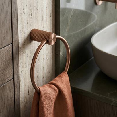 Закачалка за баня Ring 64106 SOLO Brush Copper