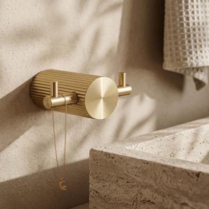 Закачалка за баня 64104A SOLO Brush Gold