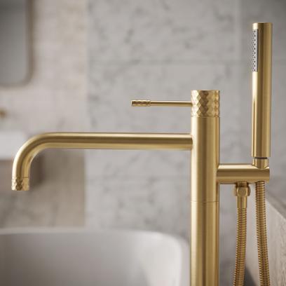 Vapaasti seisova sekoitin Rea Lungo Diamond Brush Gold